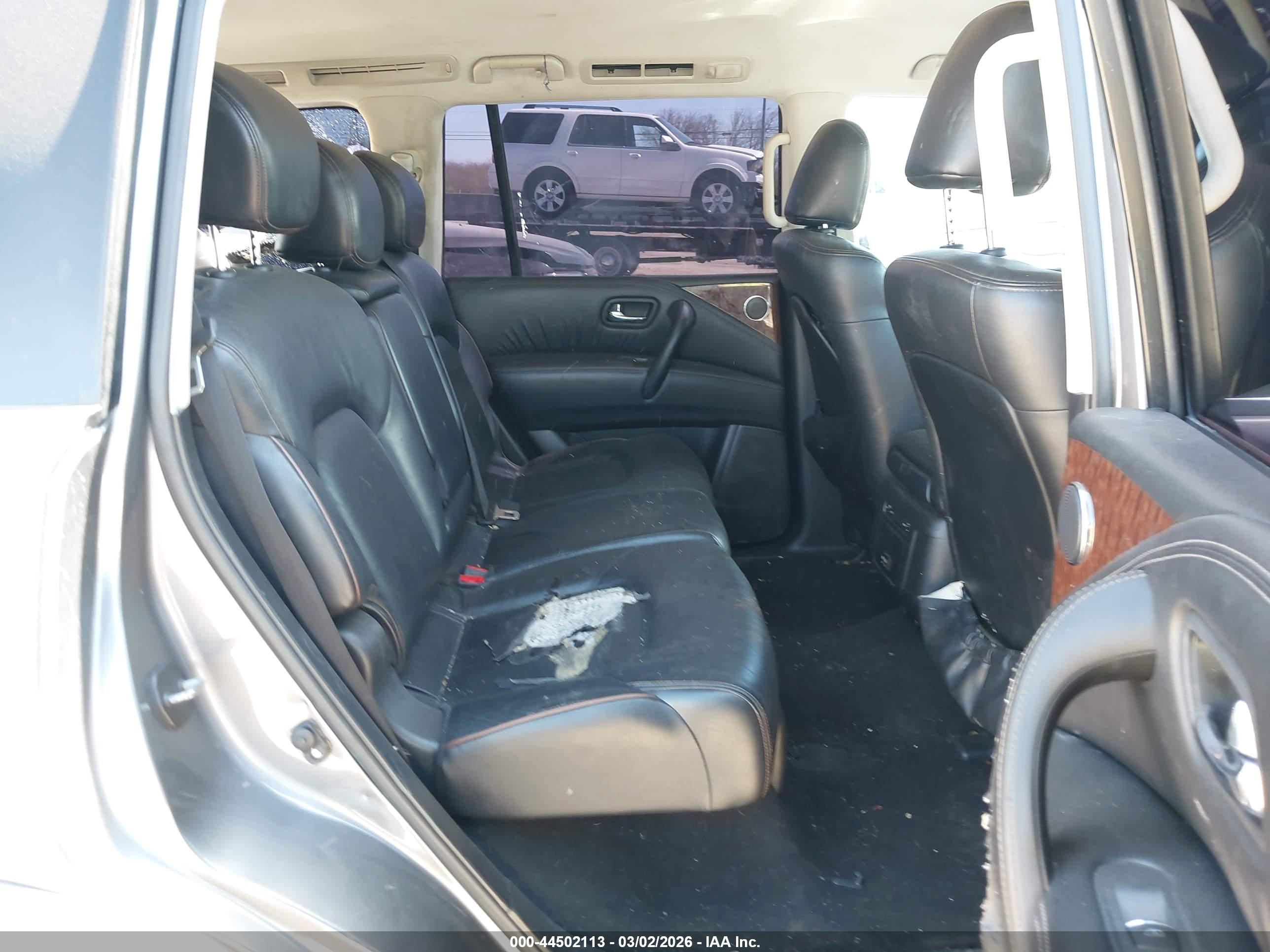 NISSAN ARMADA image 8