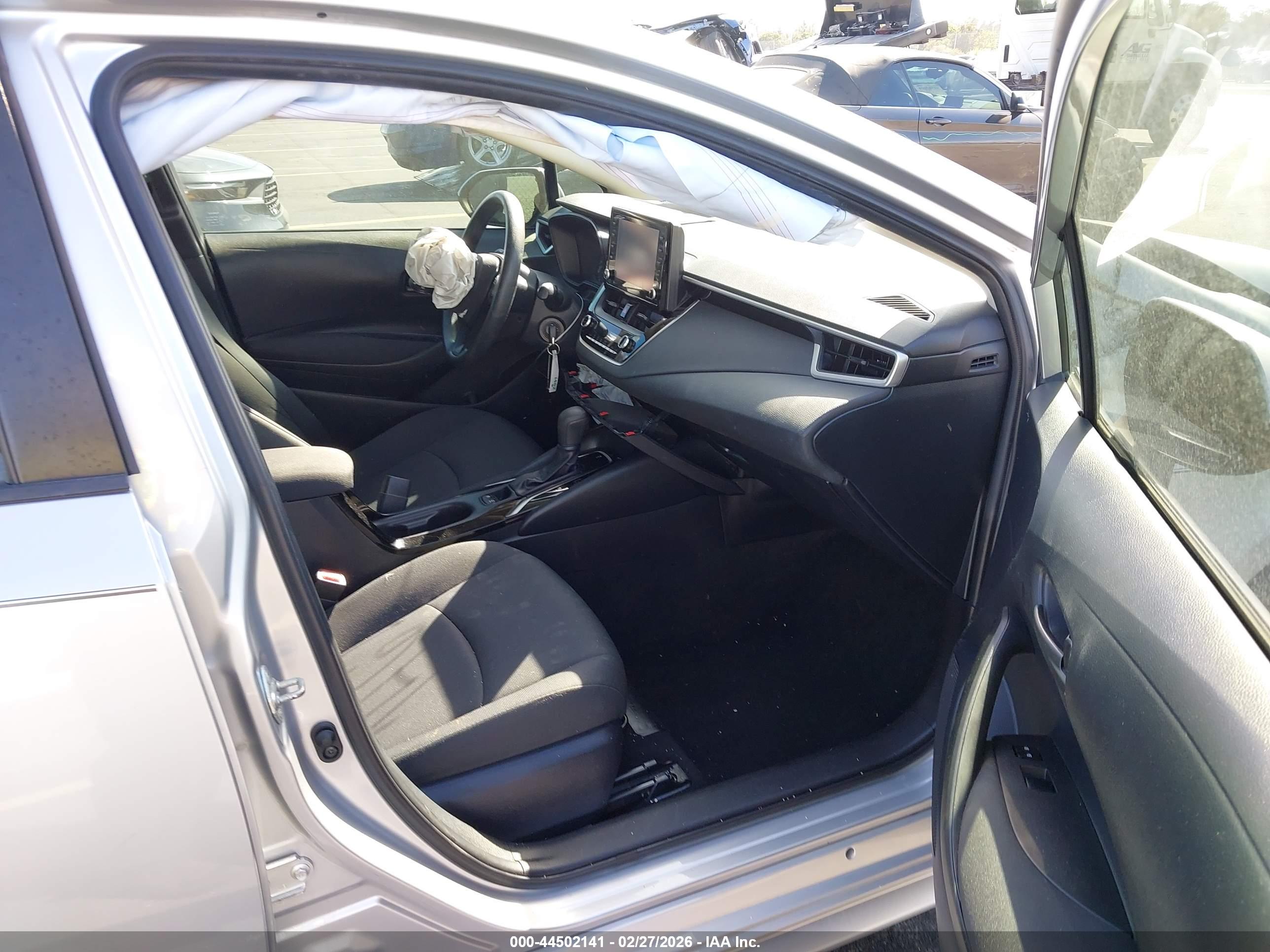 TOYOTA COROLLA image 5