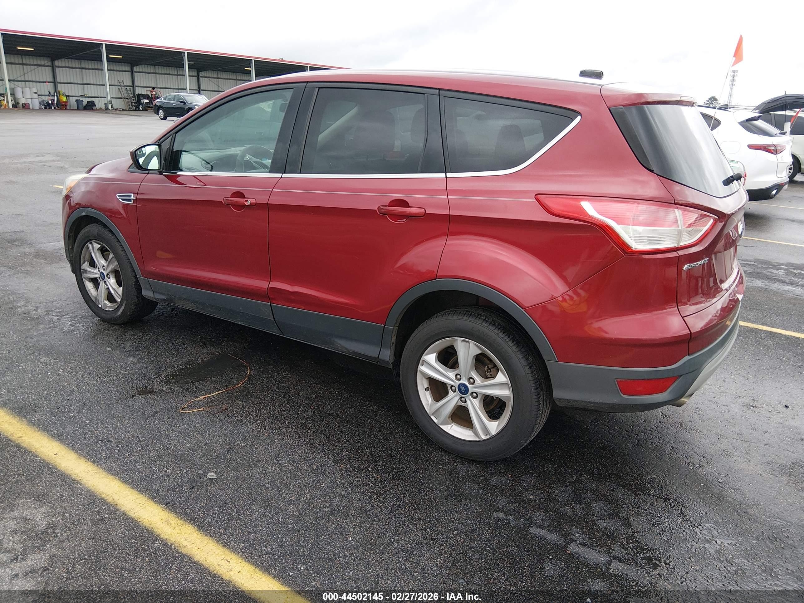 FORD ESCAPE image 3
