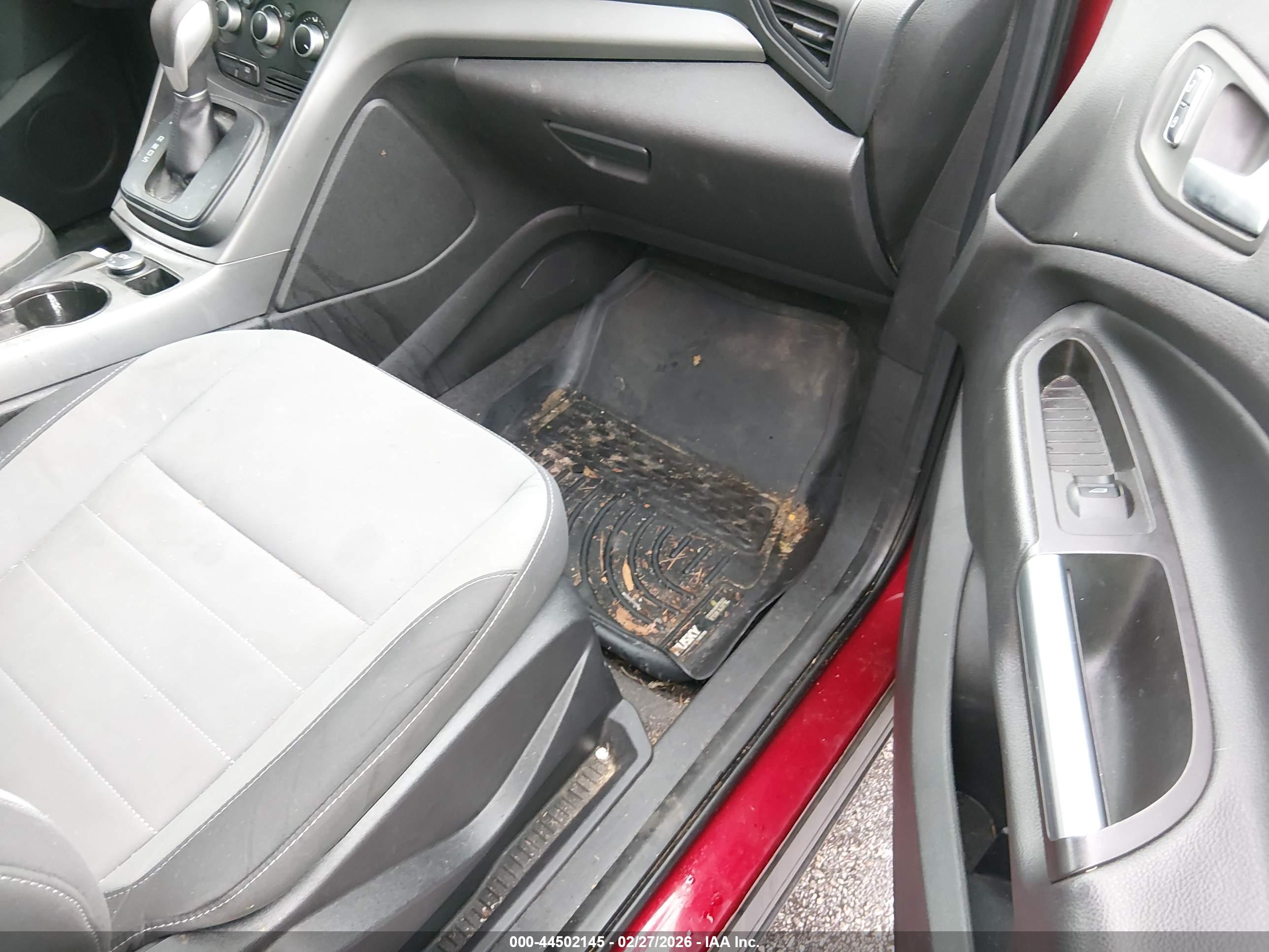 FORD ESCAPE image 5