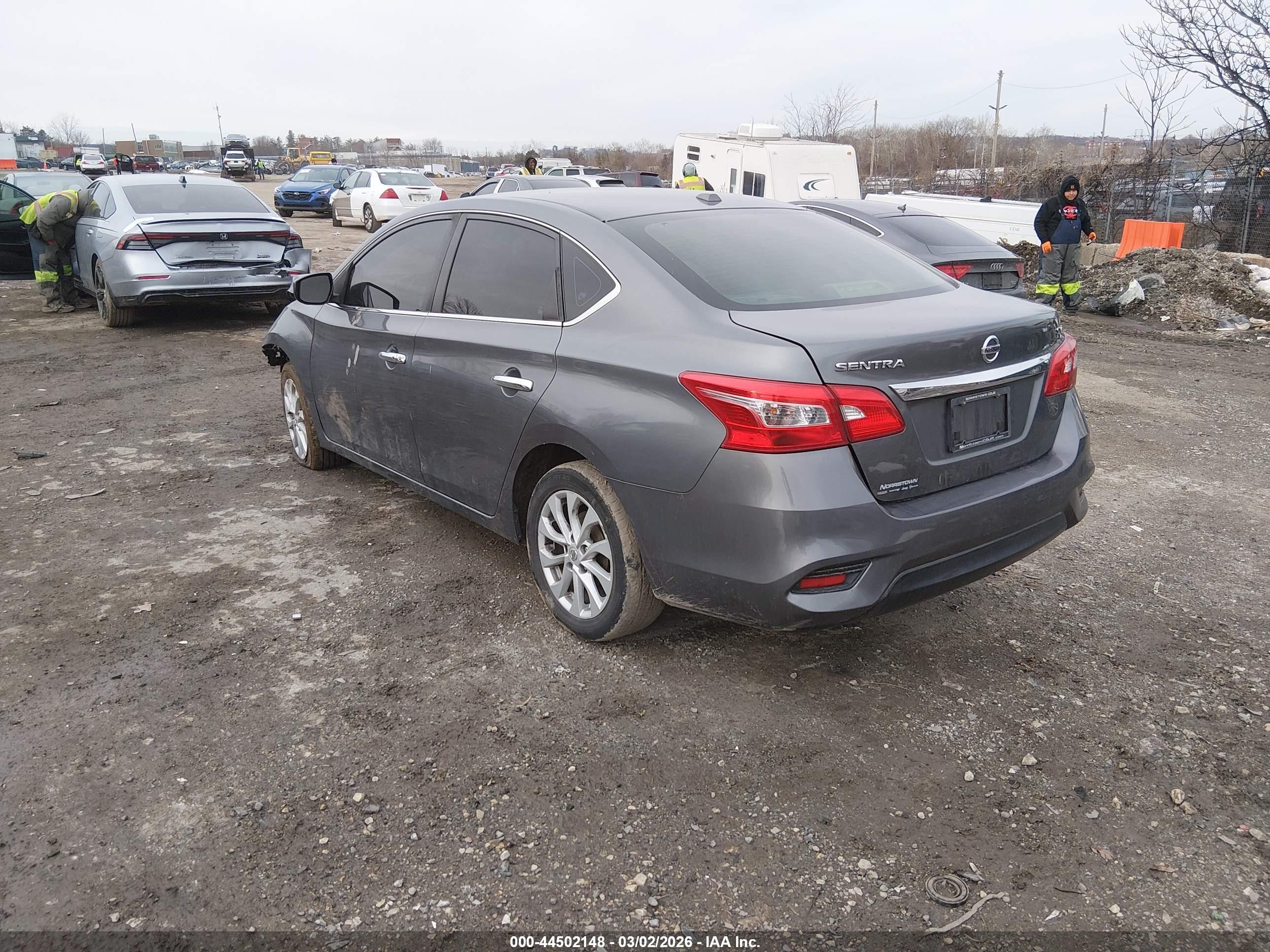 NISSAN SENTRA image 3