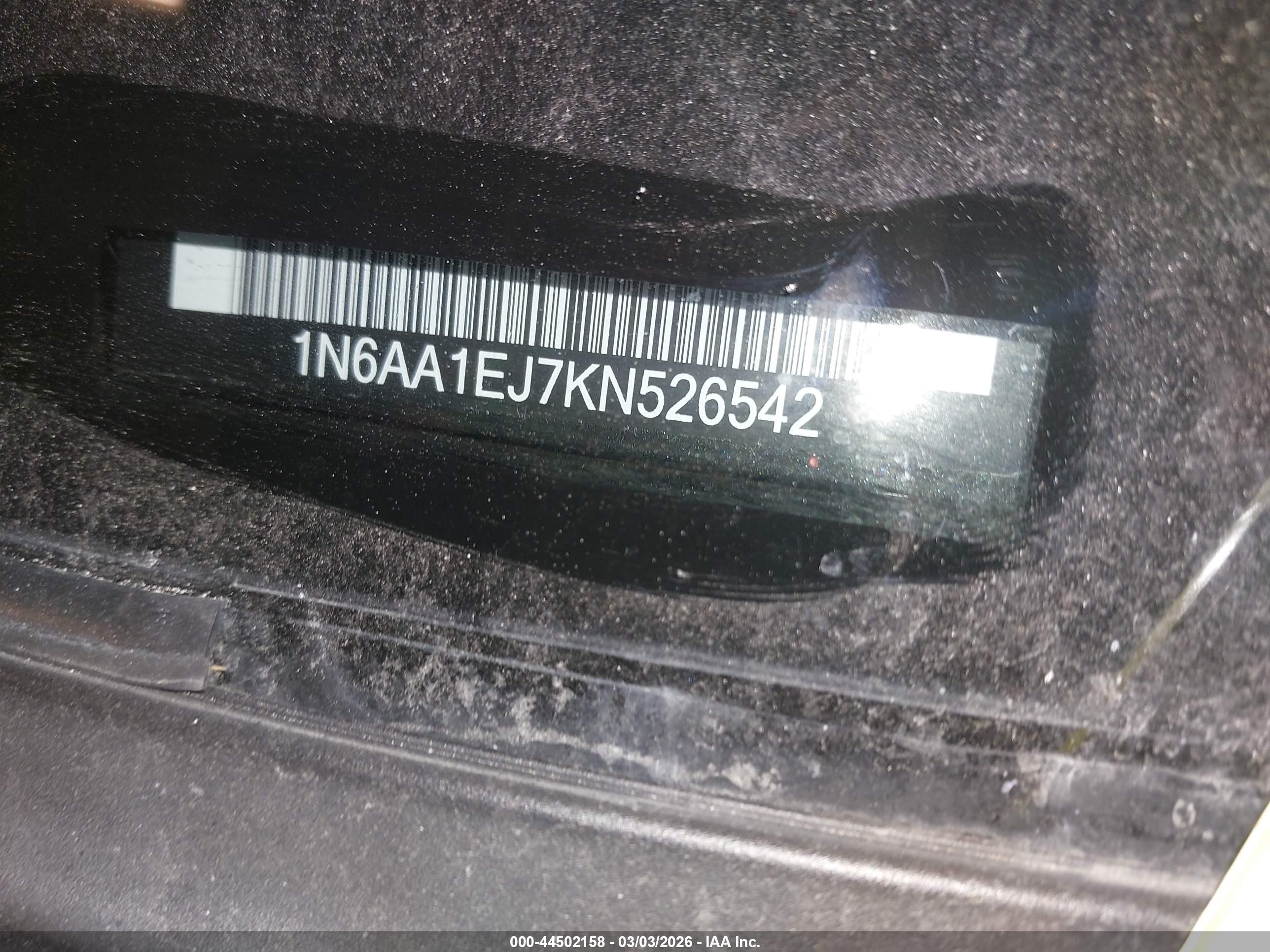 NISSAN TITAN image 9