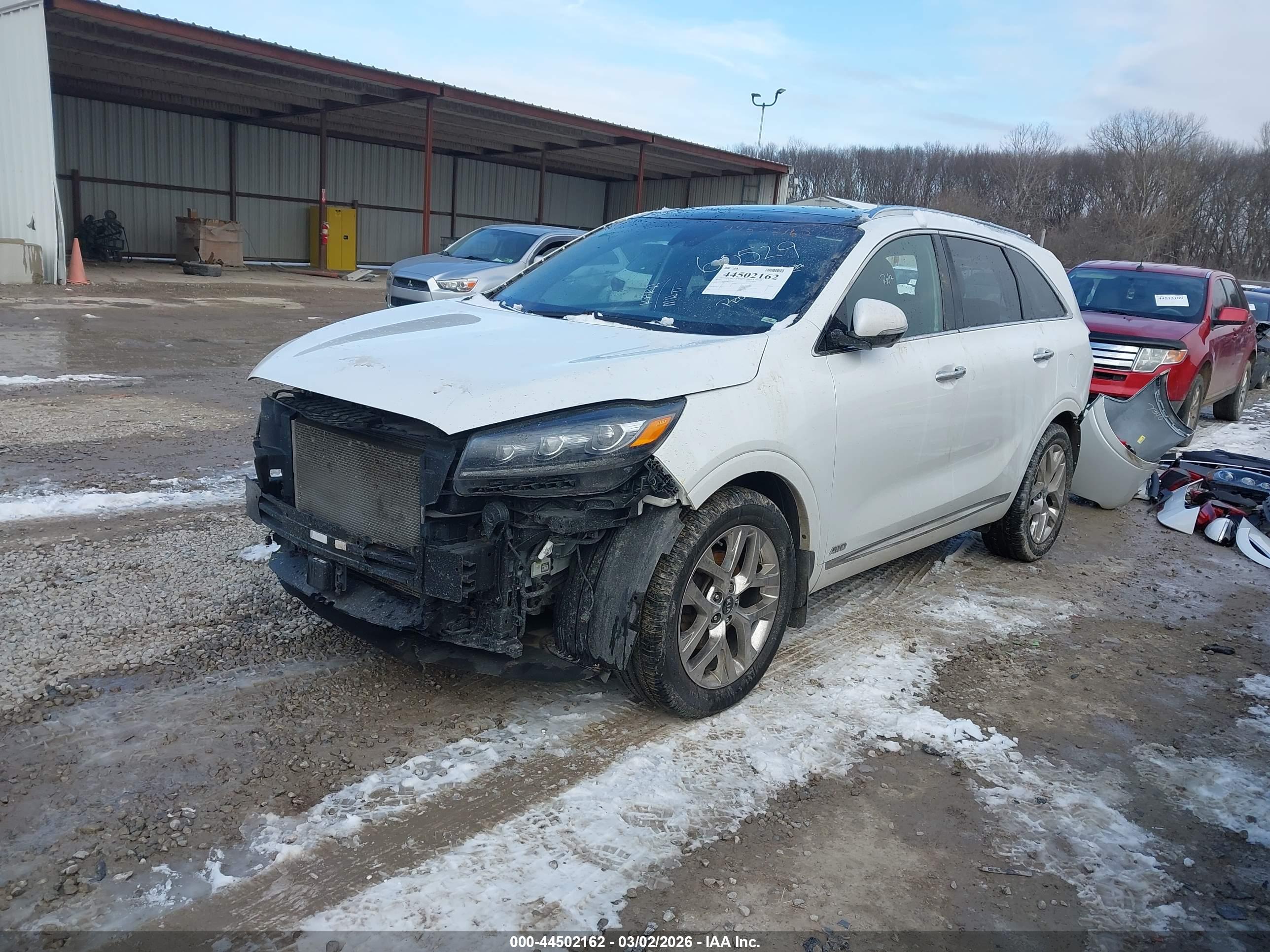 KIA SORENTO image 2