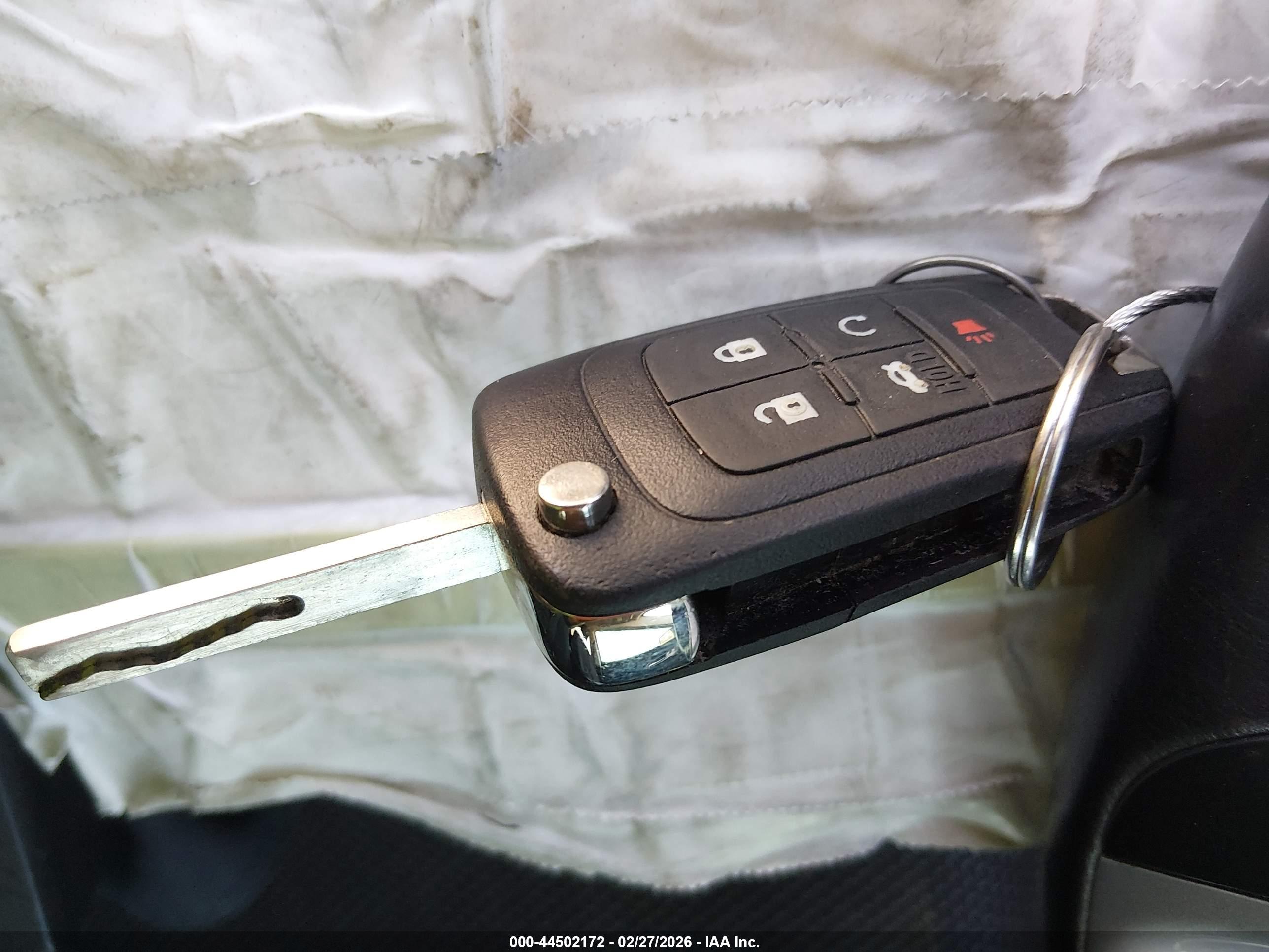 CHEVROLET EQUINOX image 11
