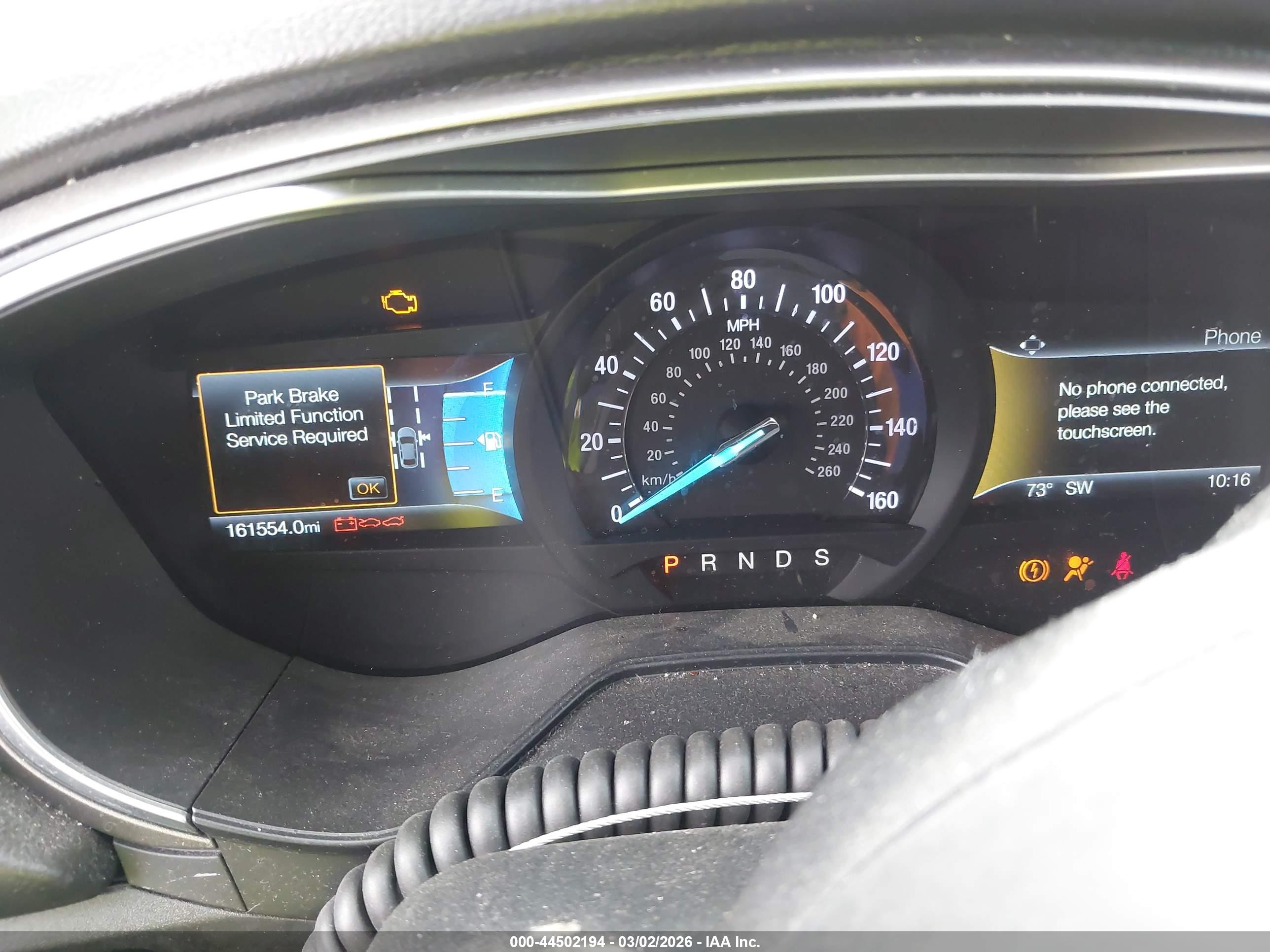 FORD FUSION image 7