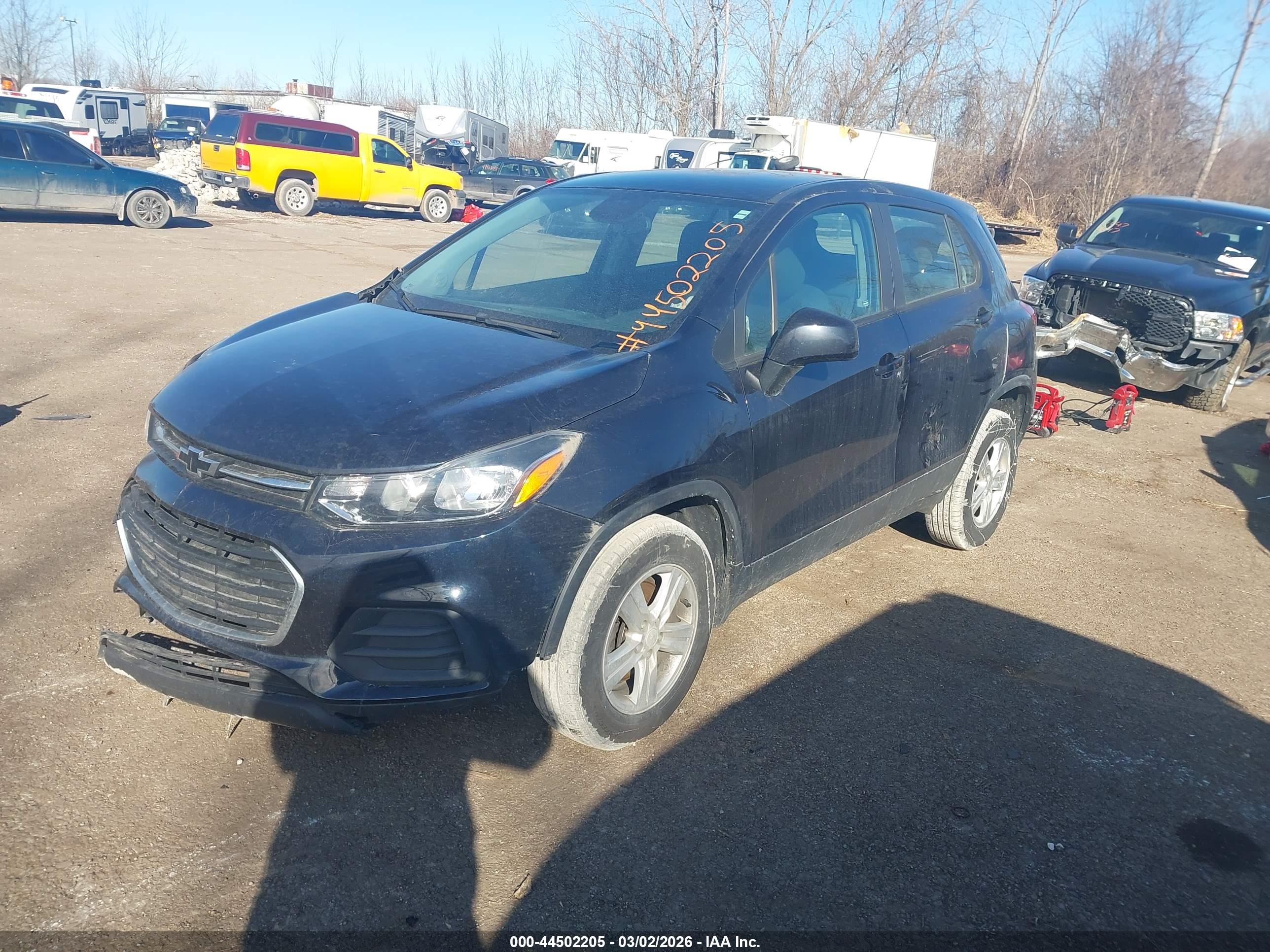 CHEVROLET TRAX image 2