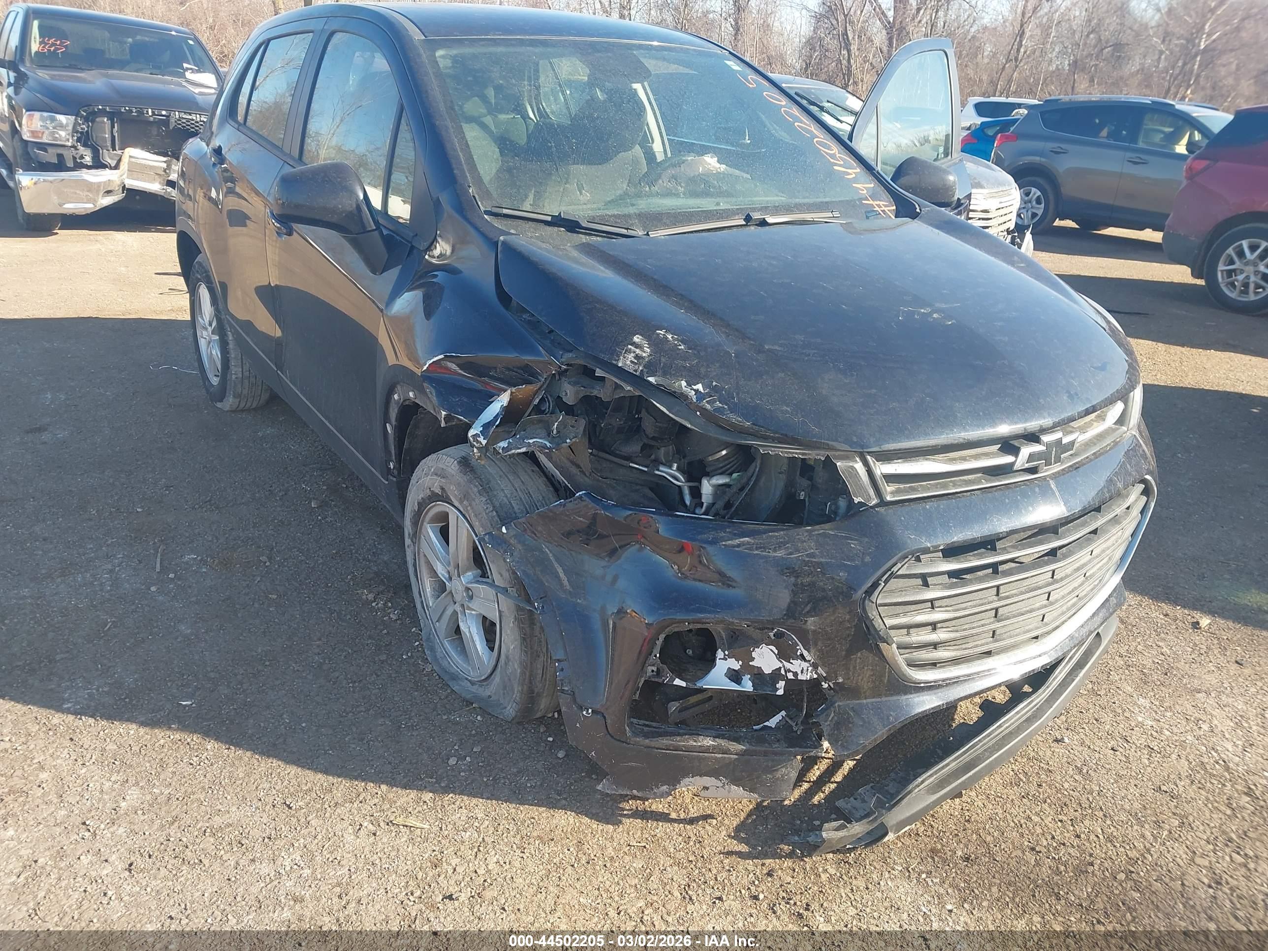 CHEVROLET TRAX image 6