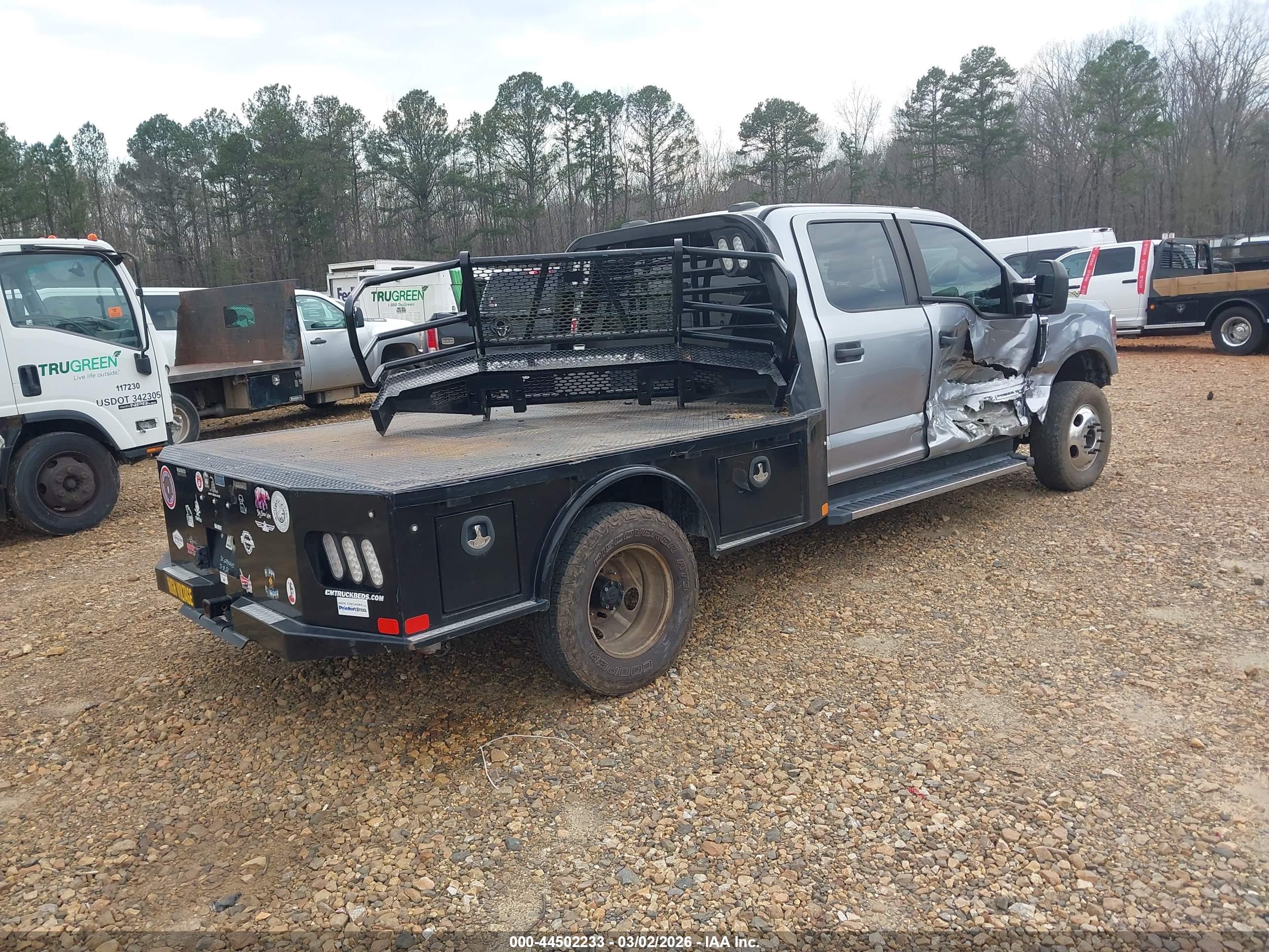 FORD F-350 image 4