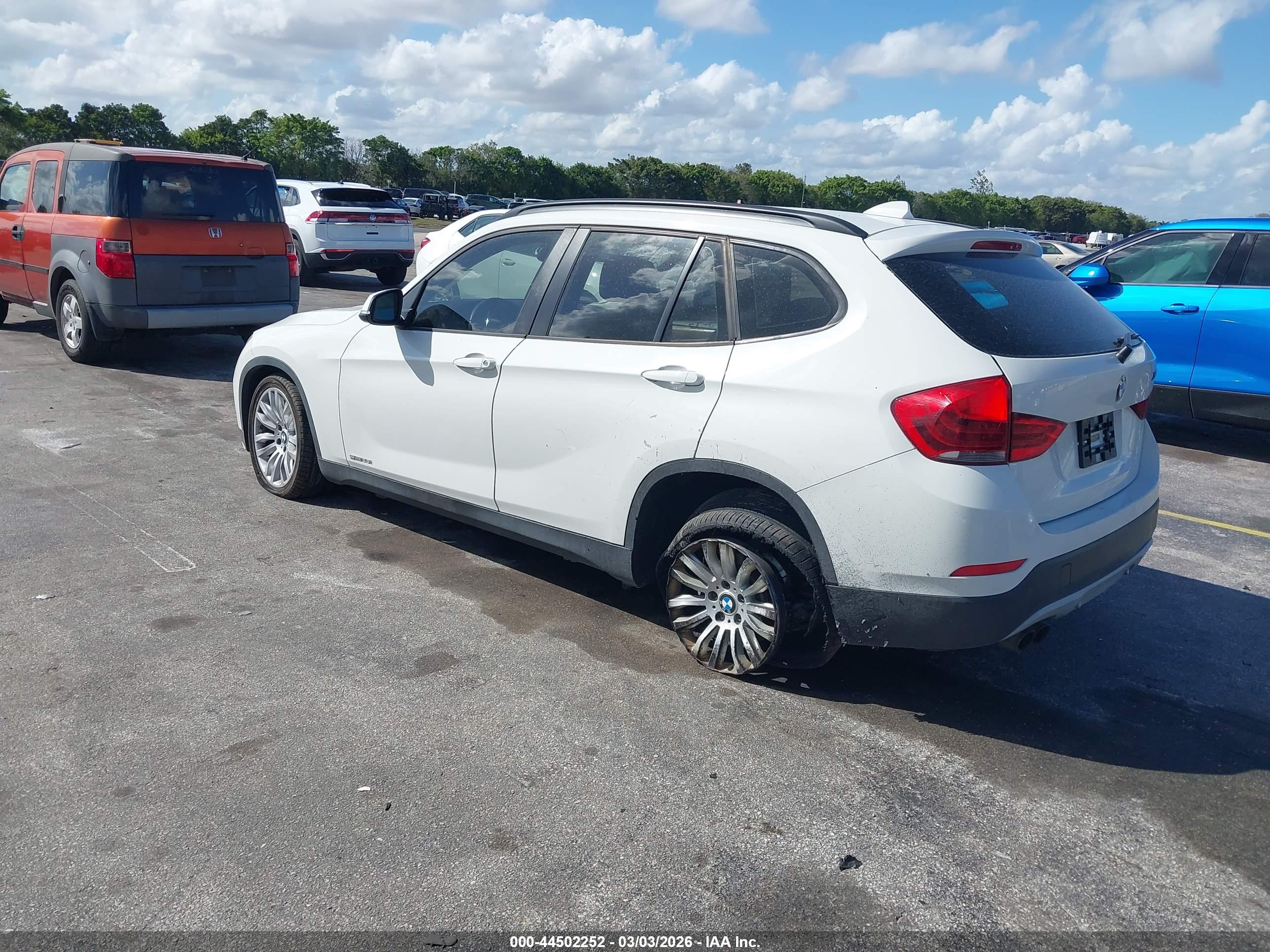 BMW X1 image 3