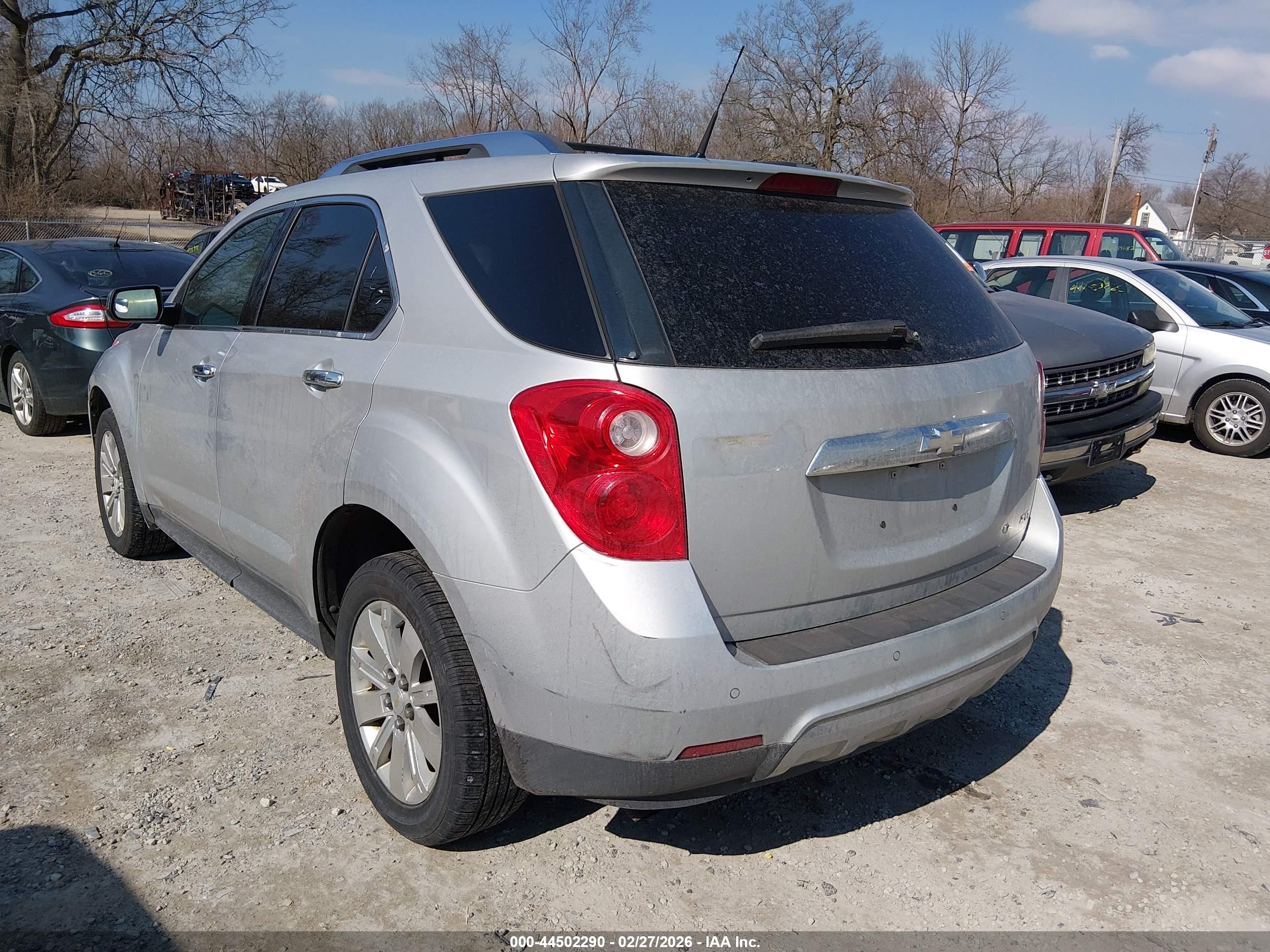CHEVROLET EQUINOX image 3