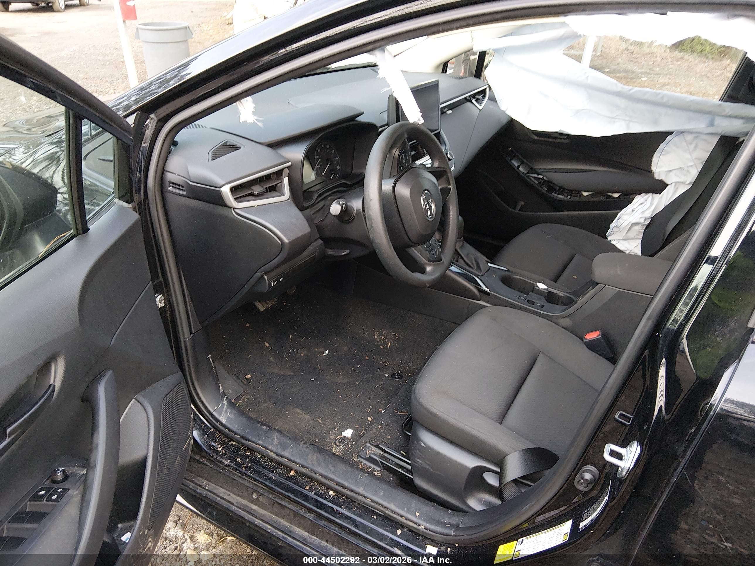 TOYOTA COROLLA image 5