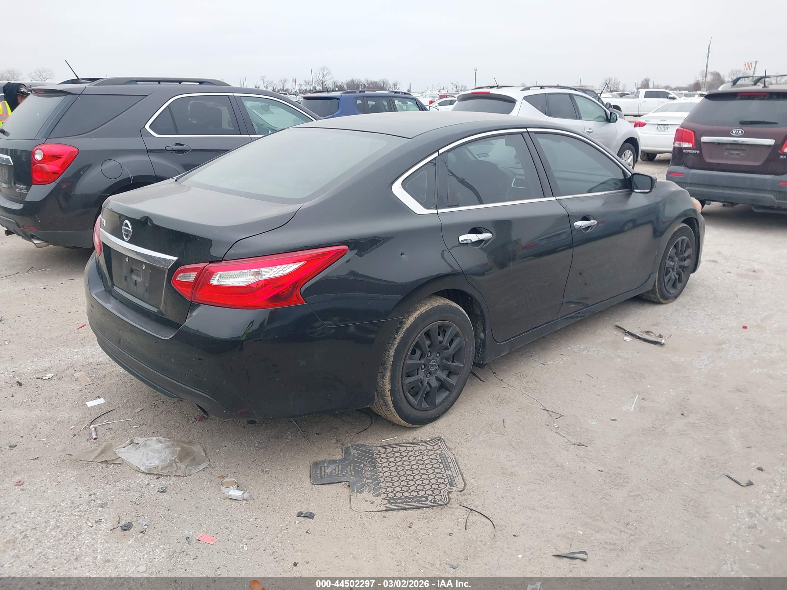 NISSAN ALTIMA image 4
