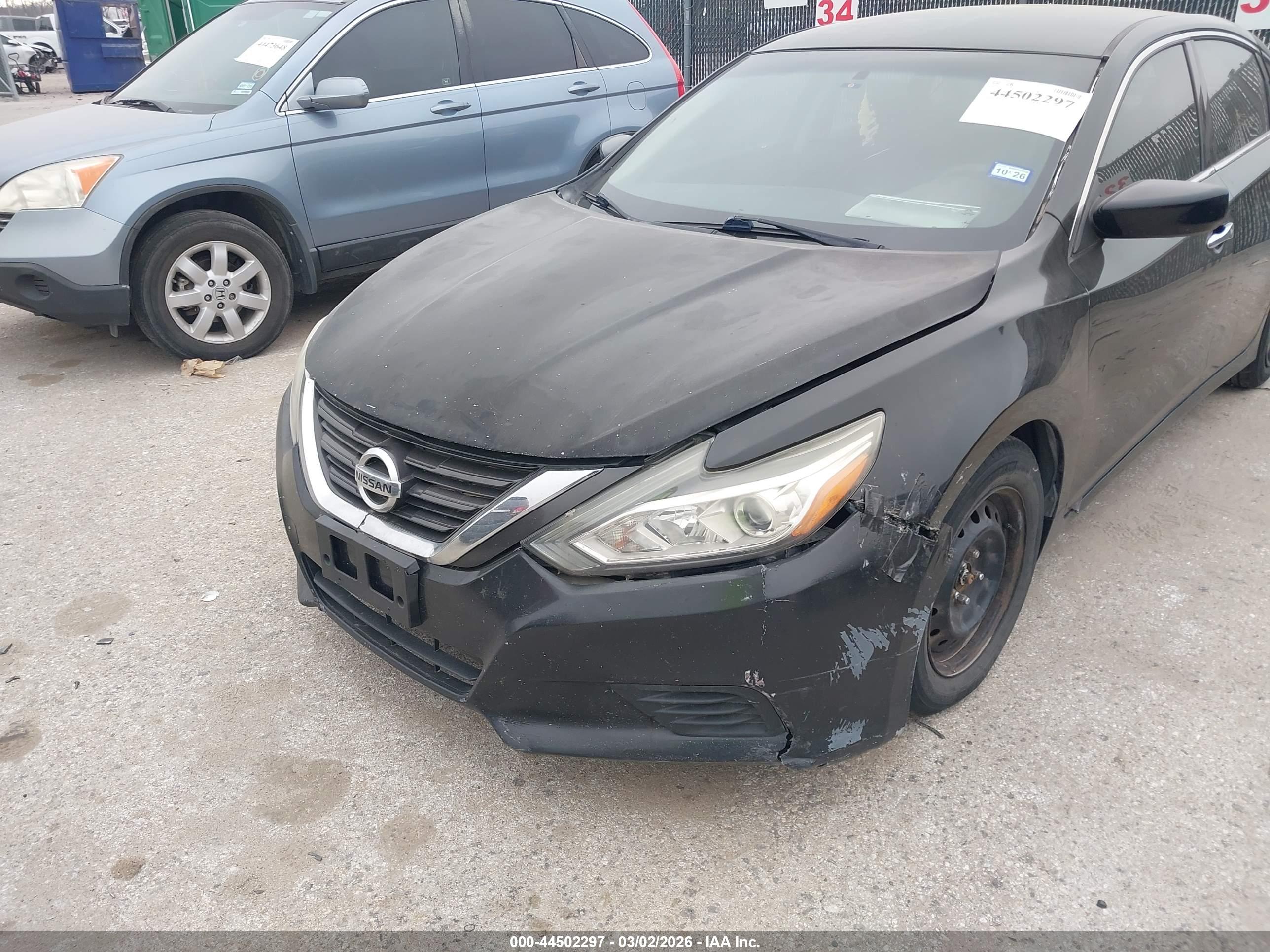 NISSAN ALTIMA image 6