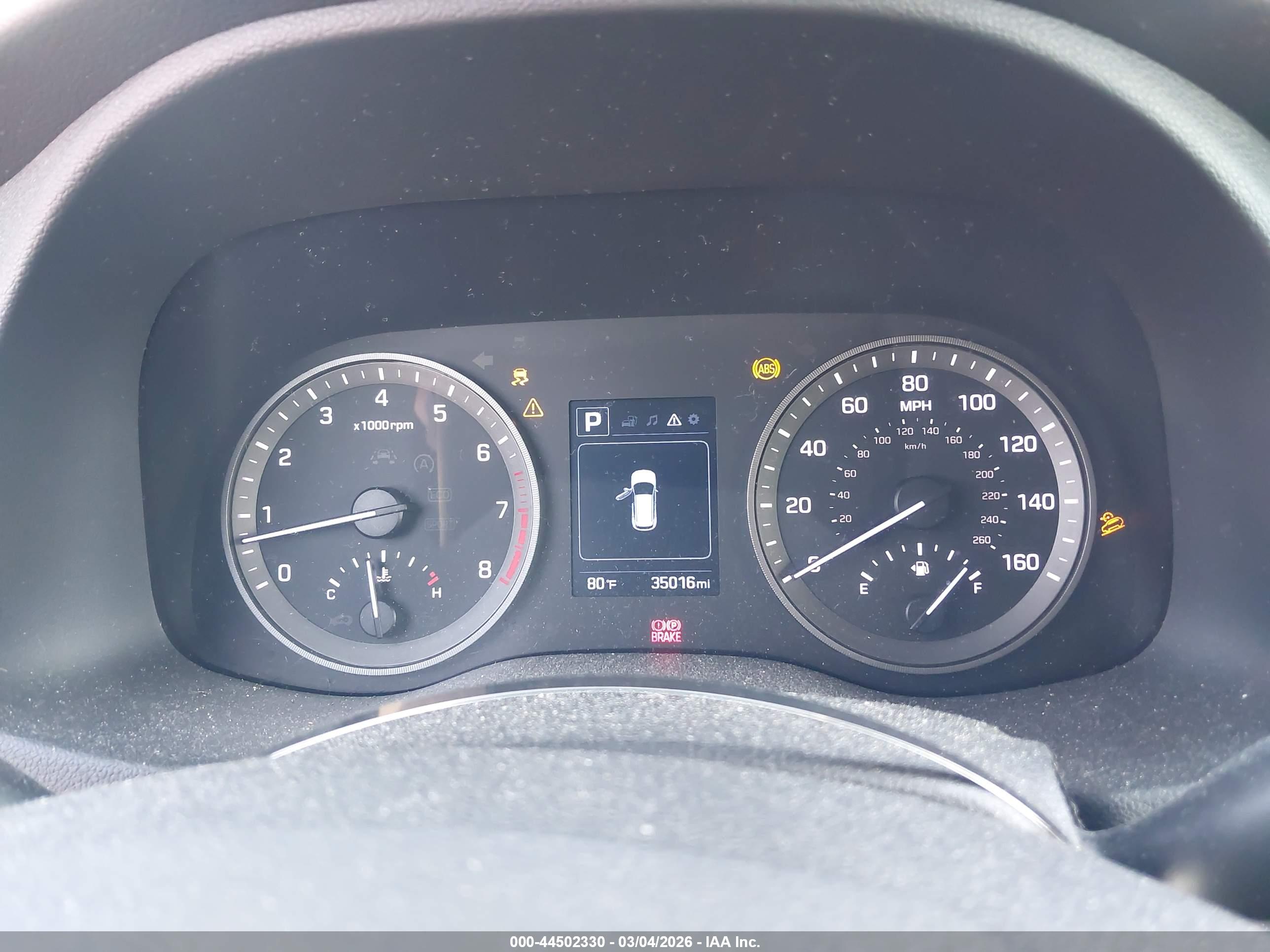 HYUNDAI TUCSON image 7