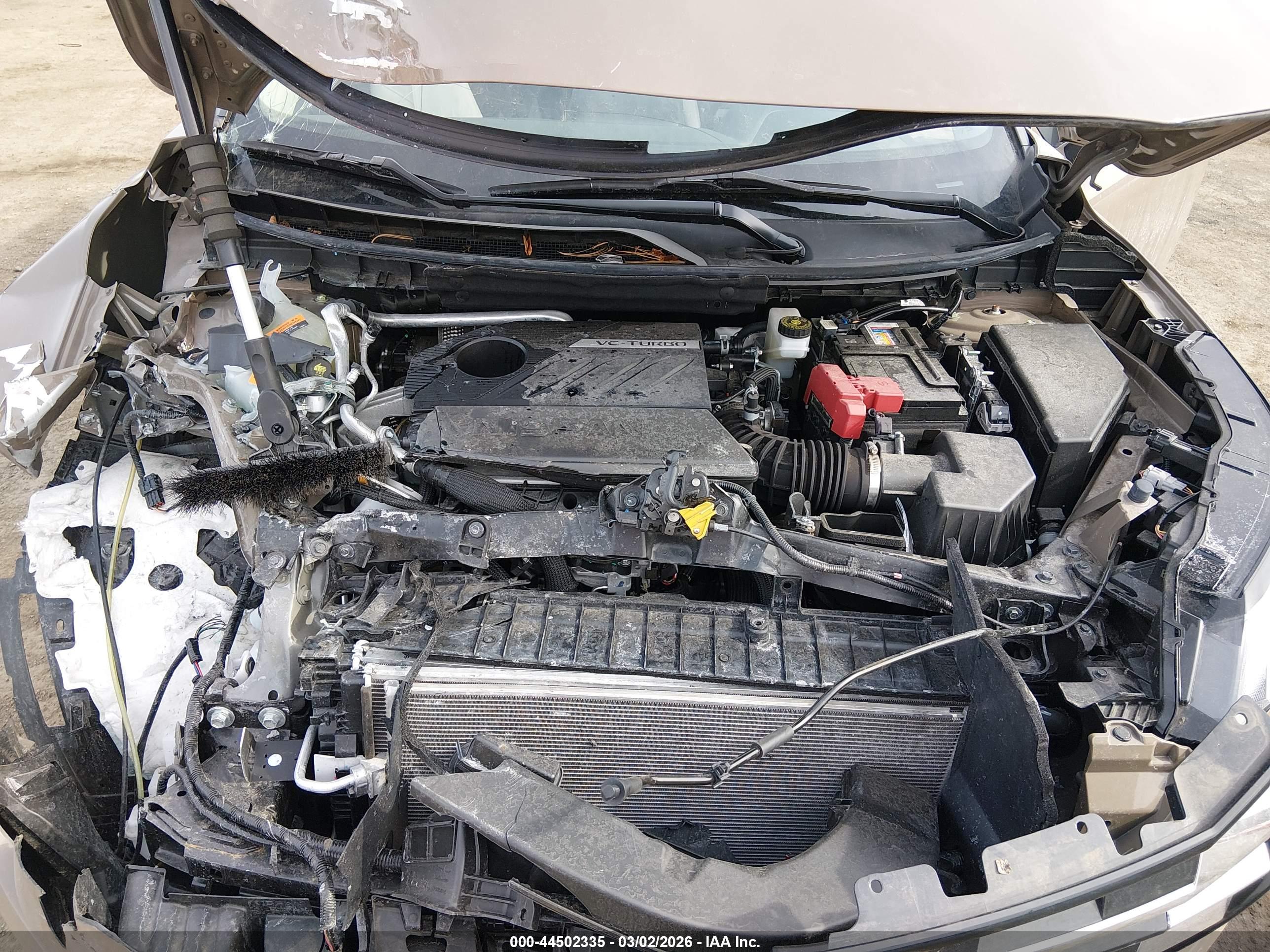 NISSAN ROGUE image 10