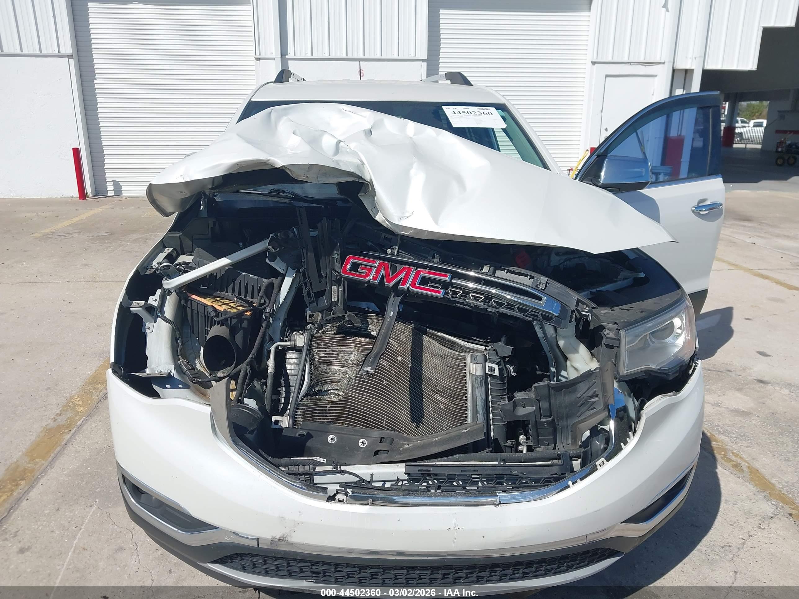 GMC ACADIA image 6