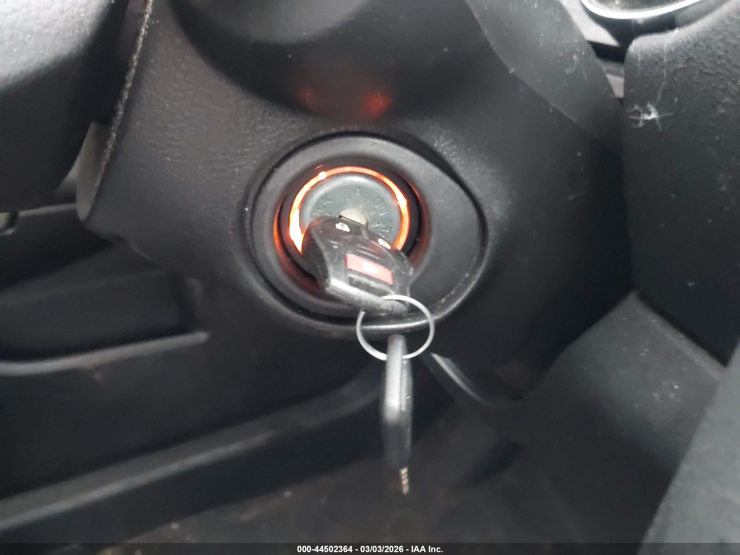 NISSAN ROGUE image 11