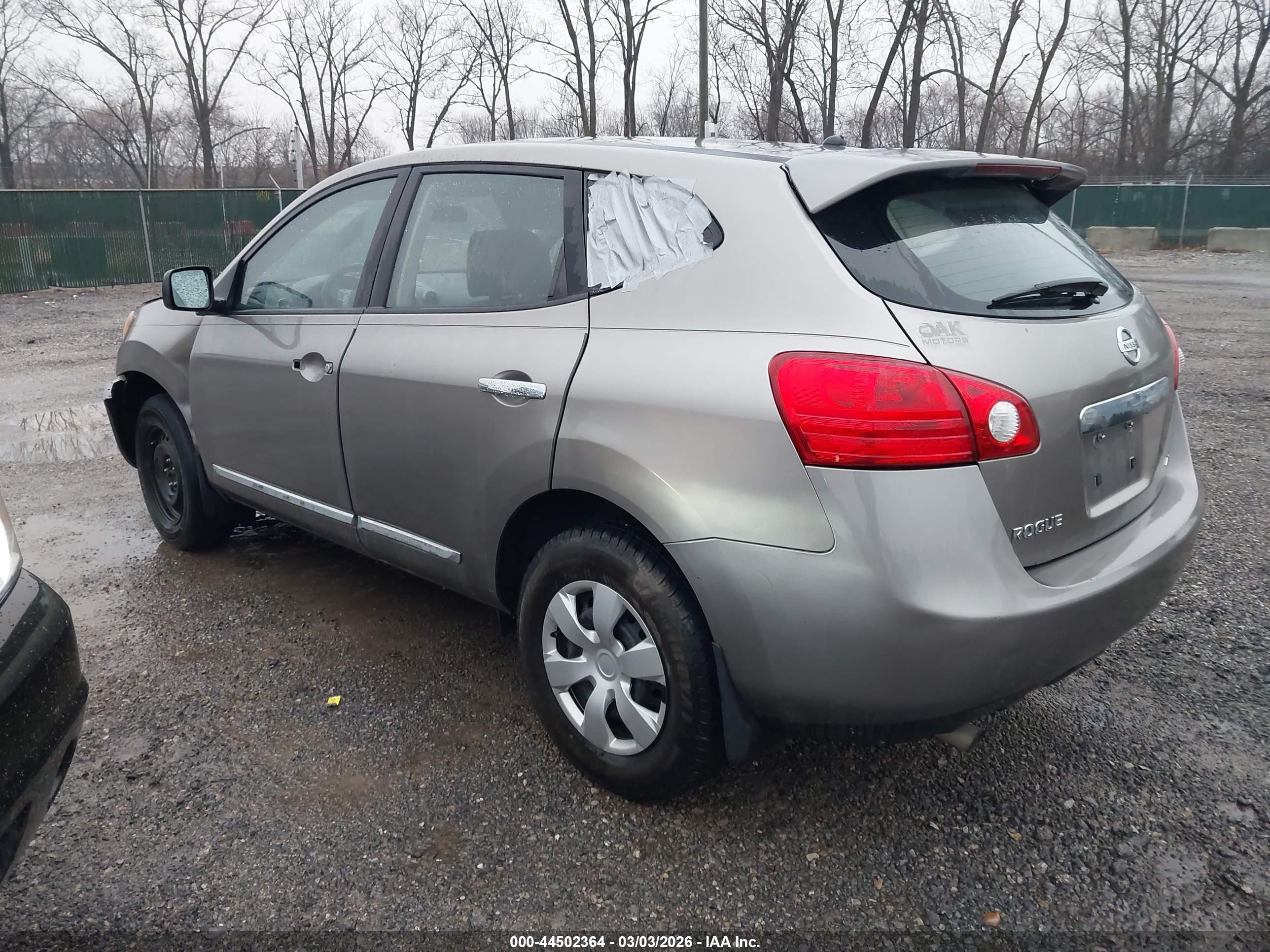 NISSAN ROGUE image 3