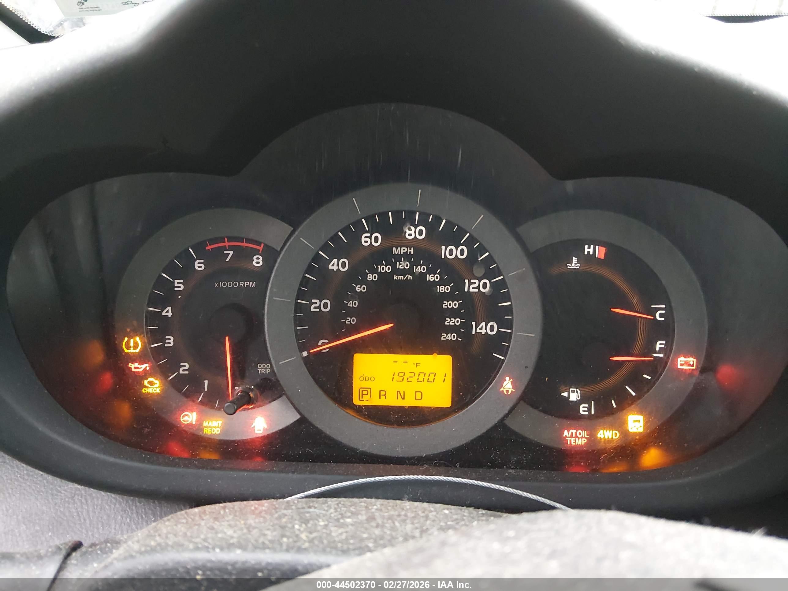 TOYOTA RAV4 image 7