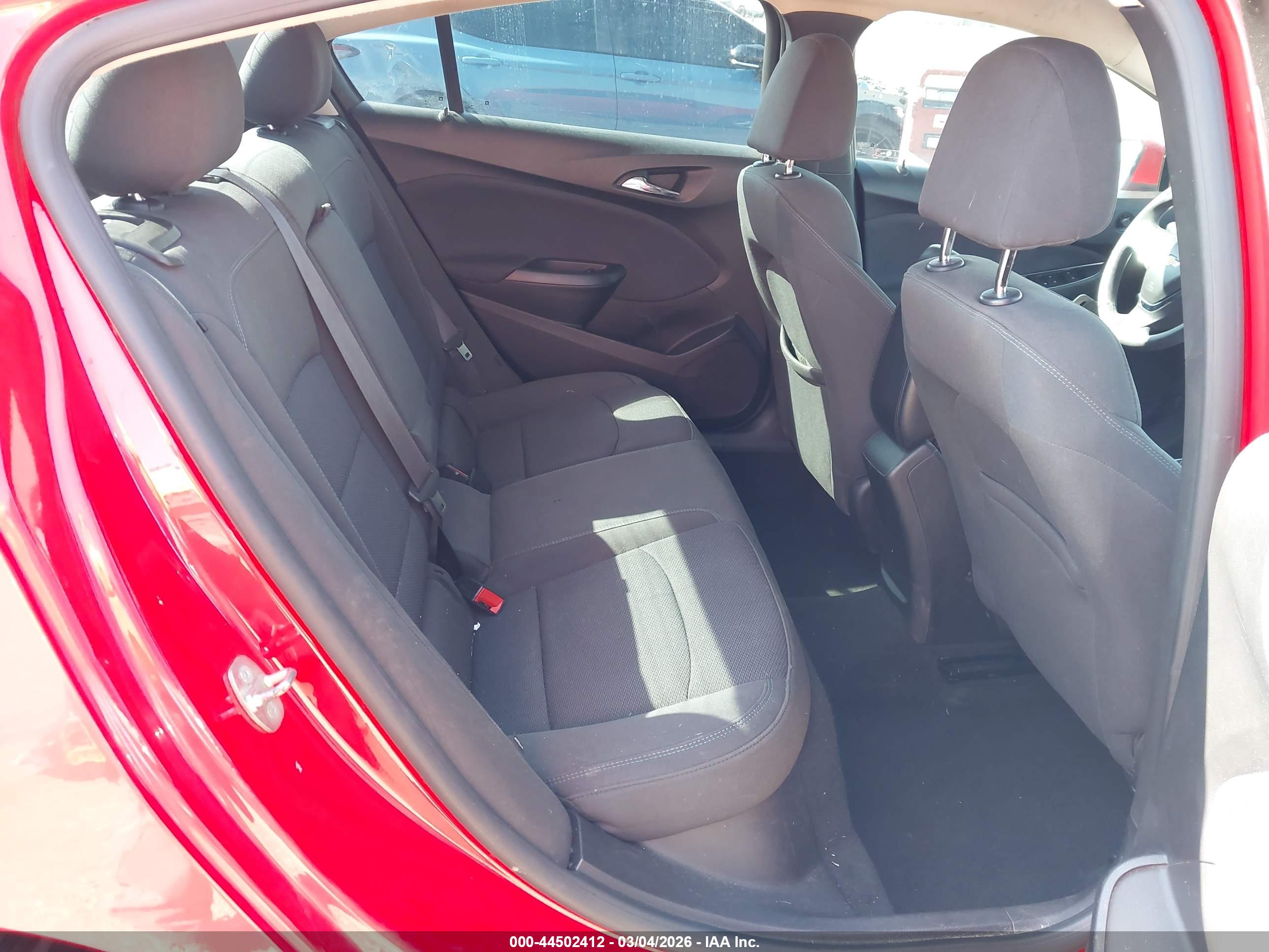 CHEVROLET CRUZE image 8