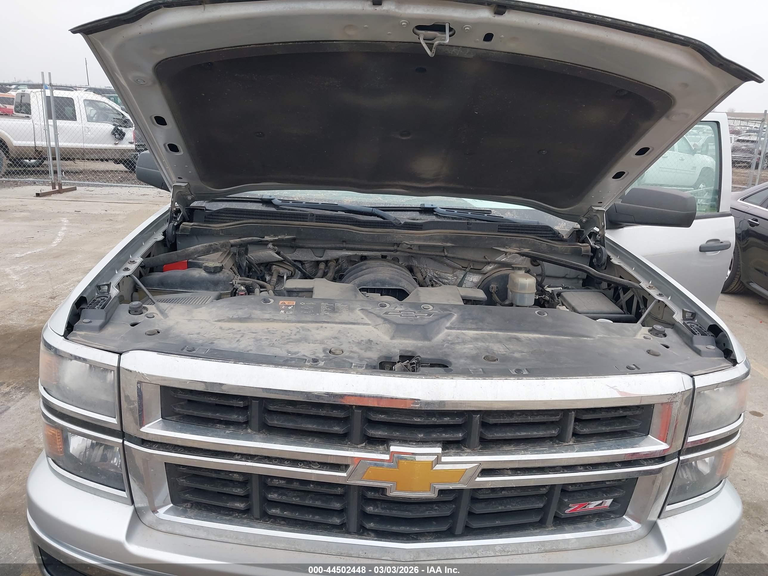 CHEVROLET SILVERADO image 10