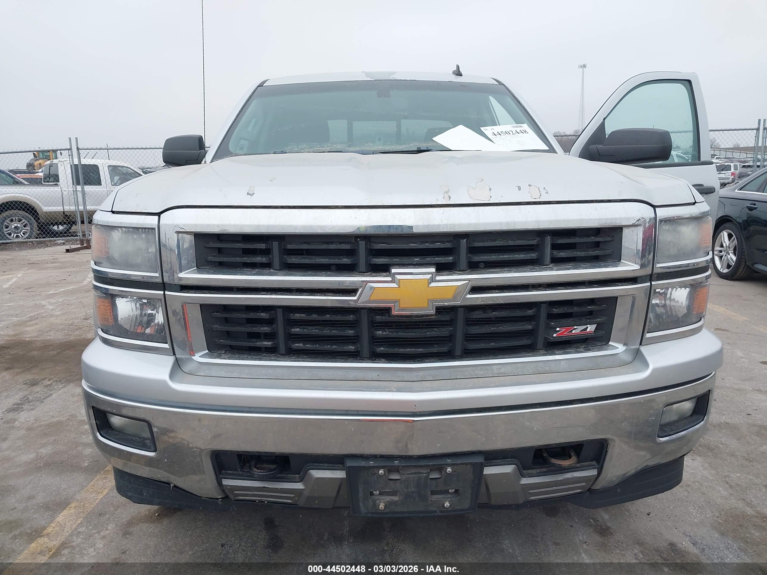 CHEVROLET SILVERADO image 6