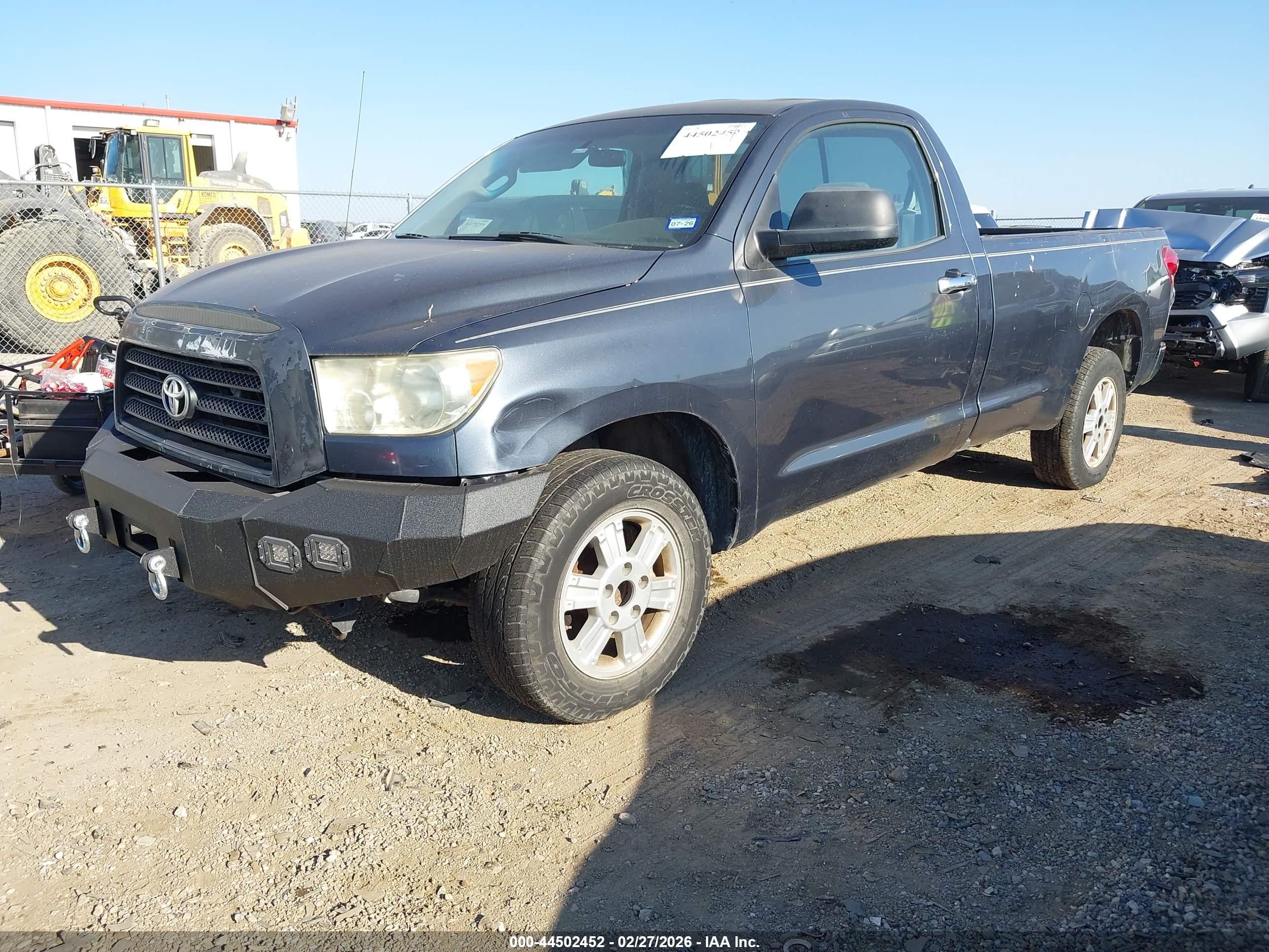 TOYOTA TUNDRA image 2