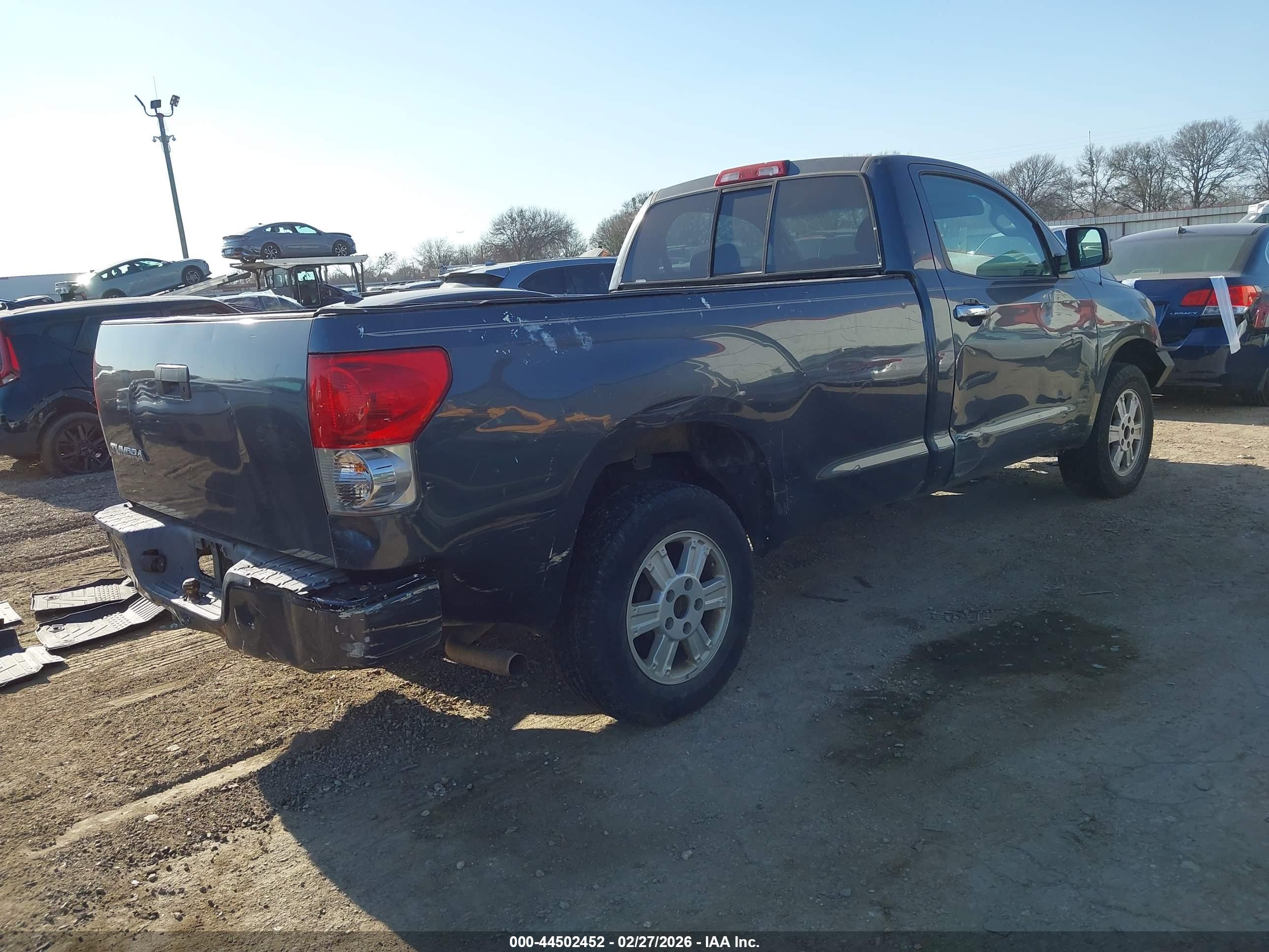 TOYOTA TUNDRA image 4