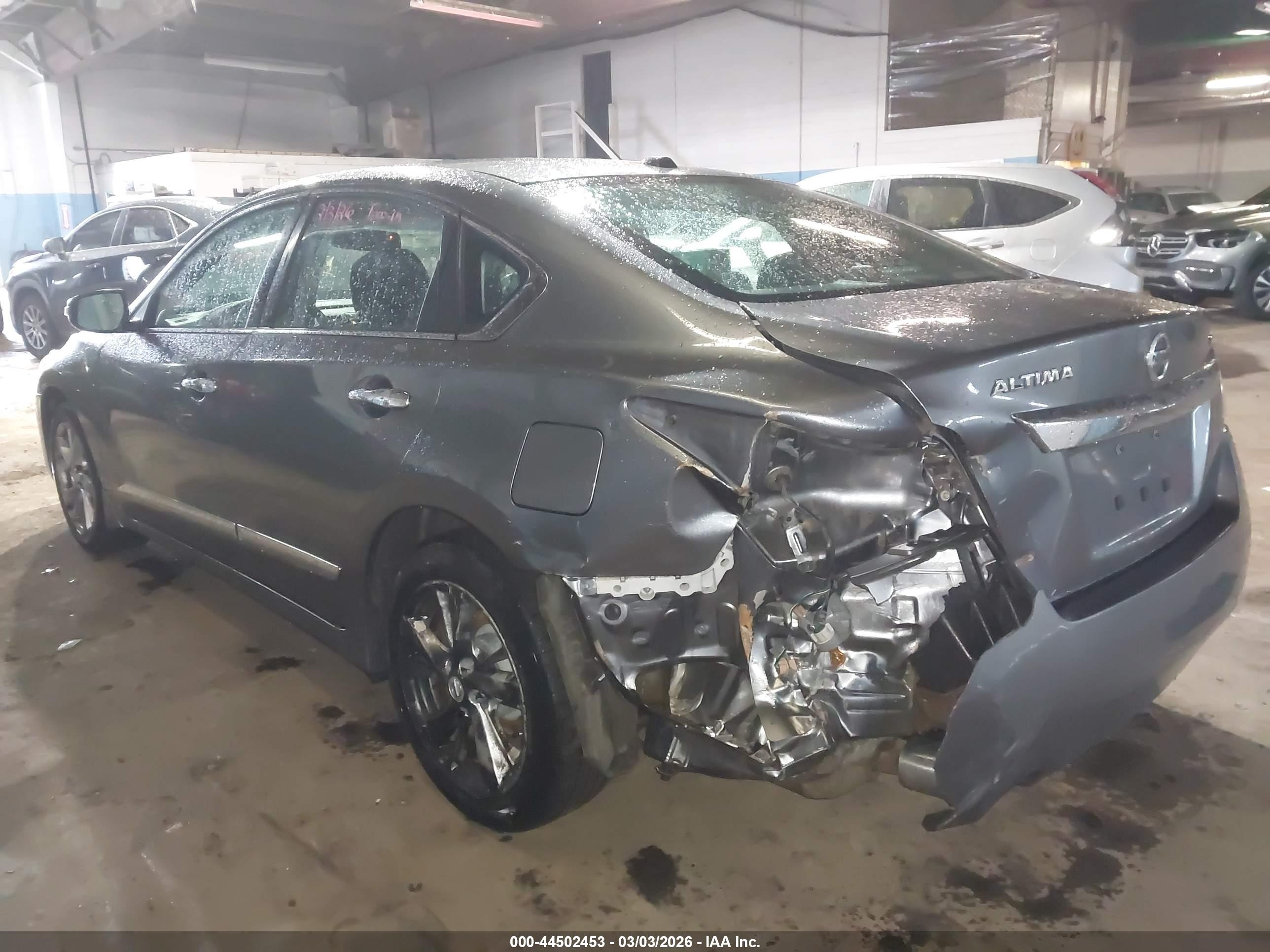 NISSAN ALTIMA image 6