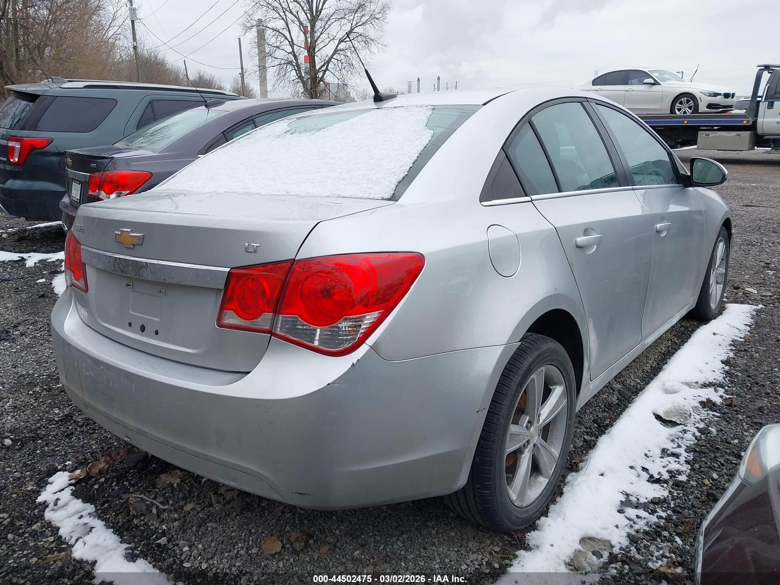 CHEVROLET CRUZE image 4