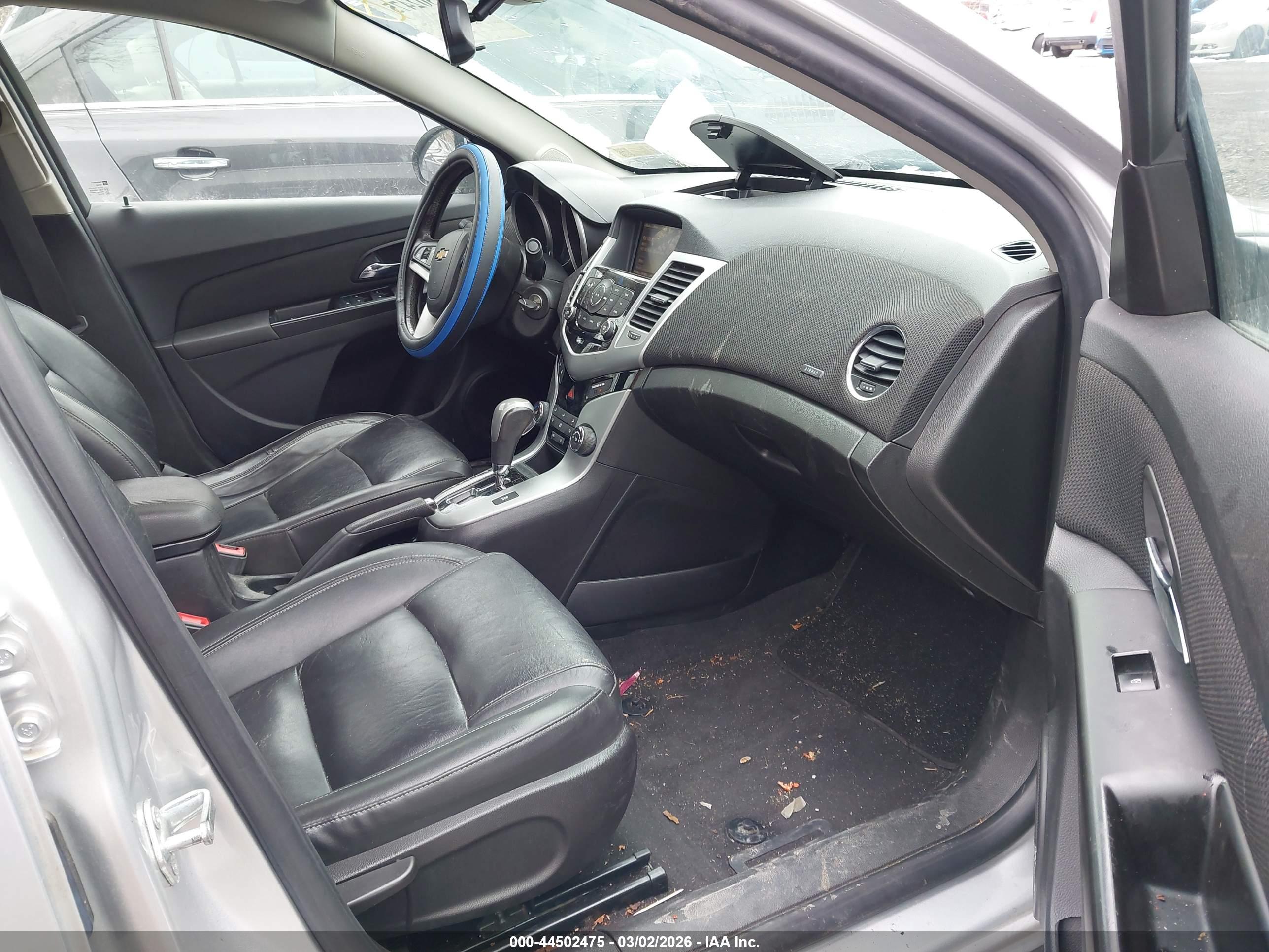 CHEVROLET CRUZE image 5