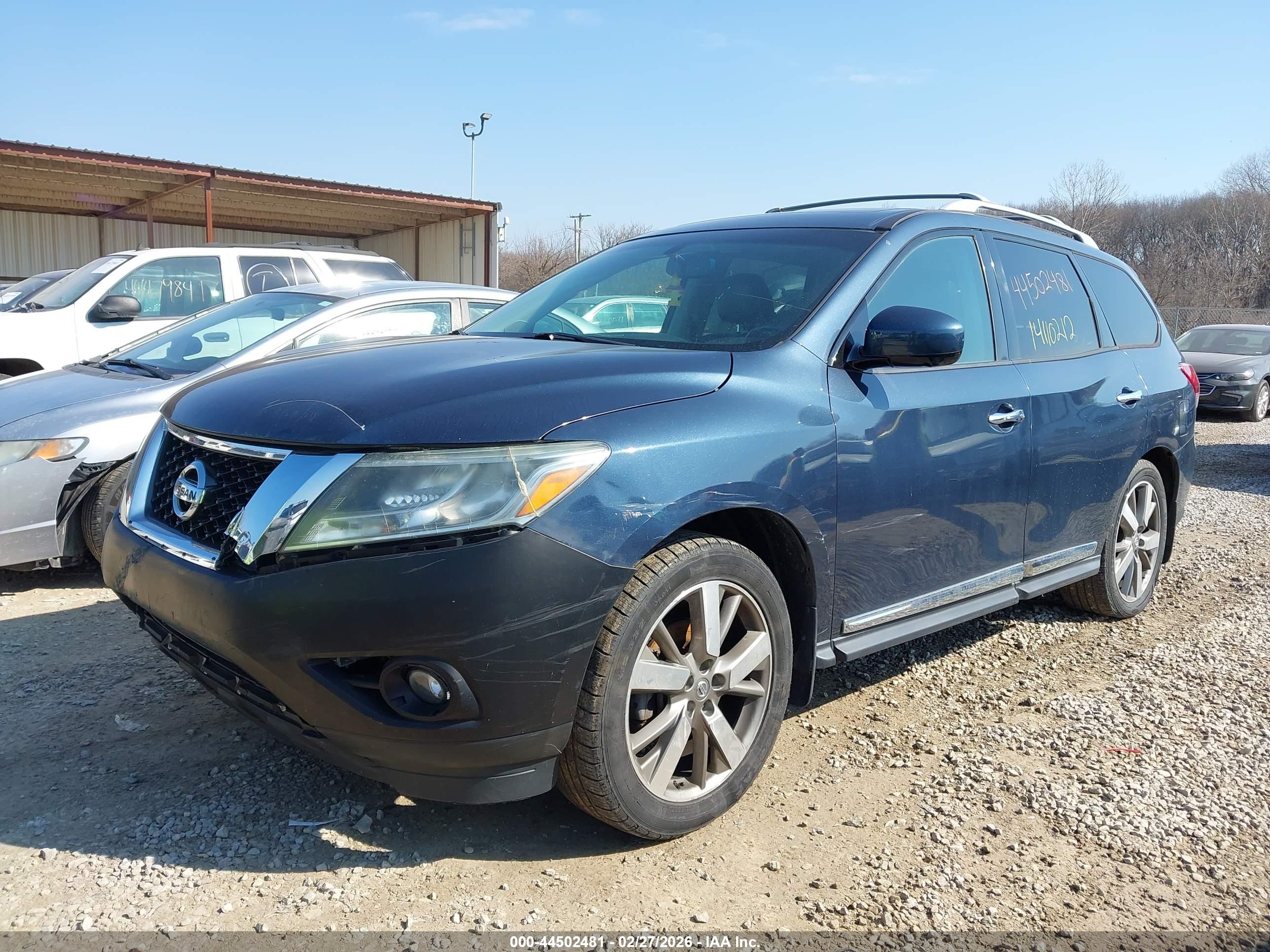 NISSAN PATHFINDER image 2