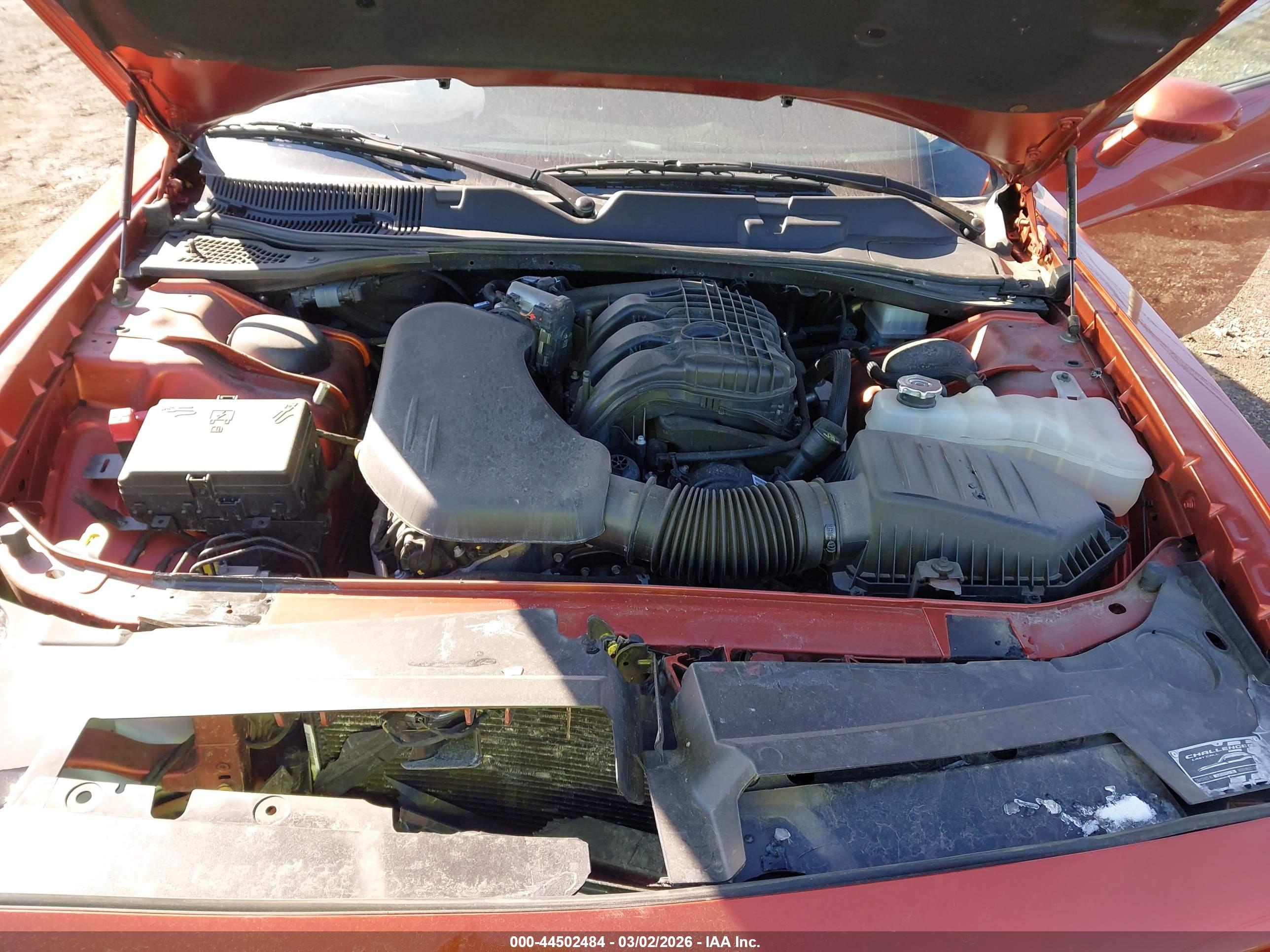 DODGE CHALLENGER image 10