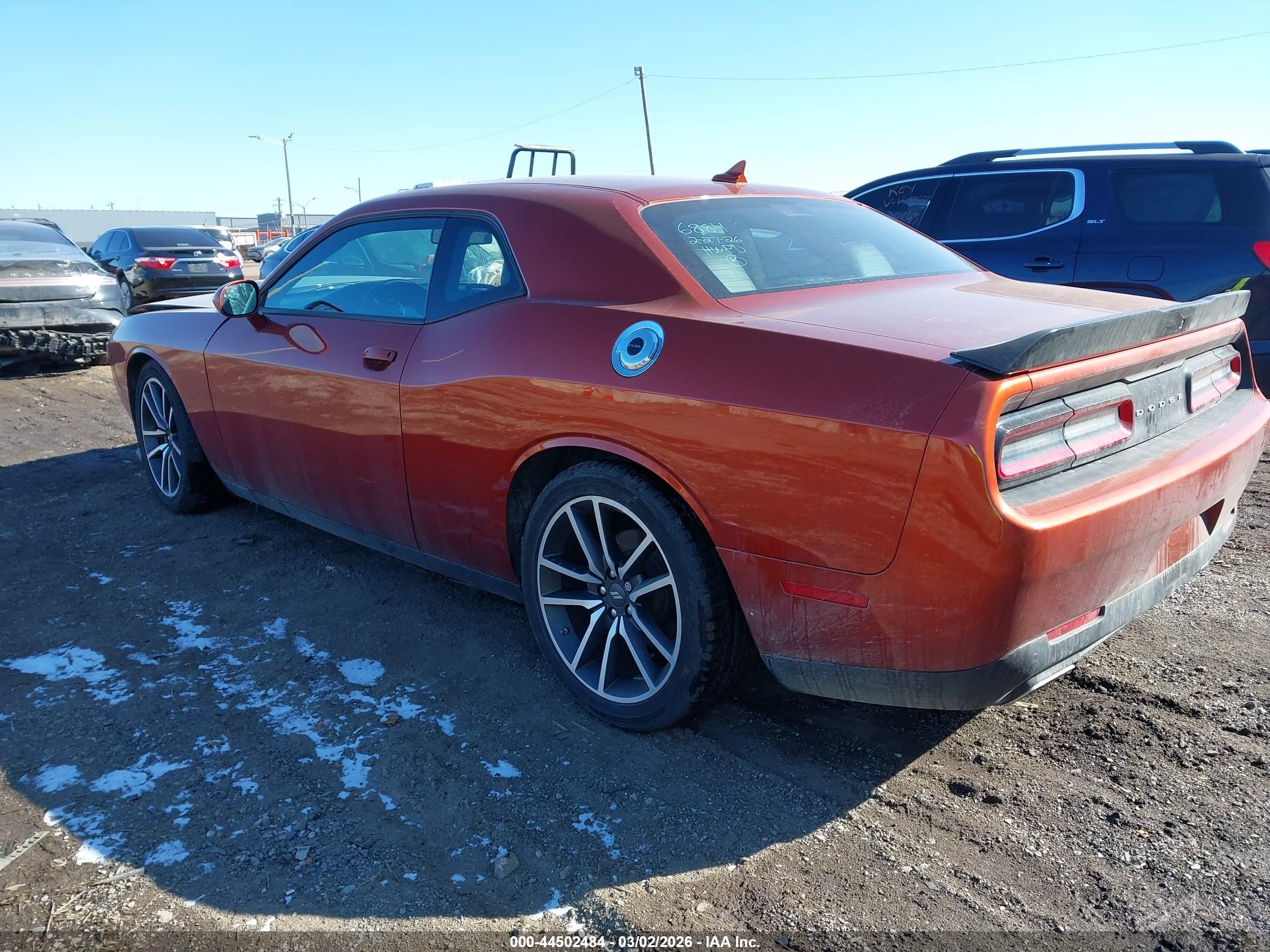 DODGE CHALLENGER image 3