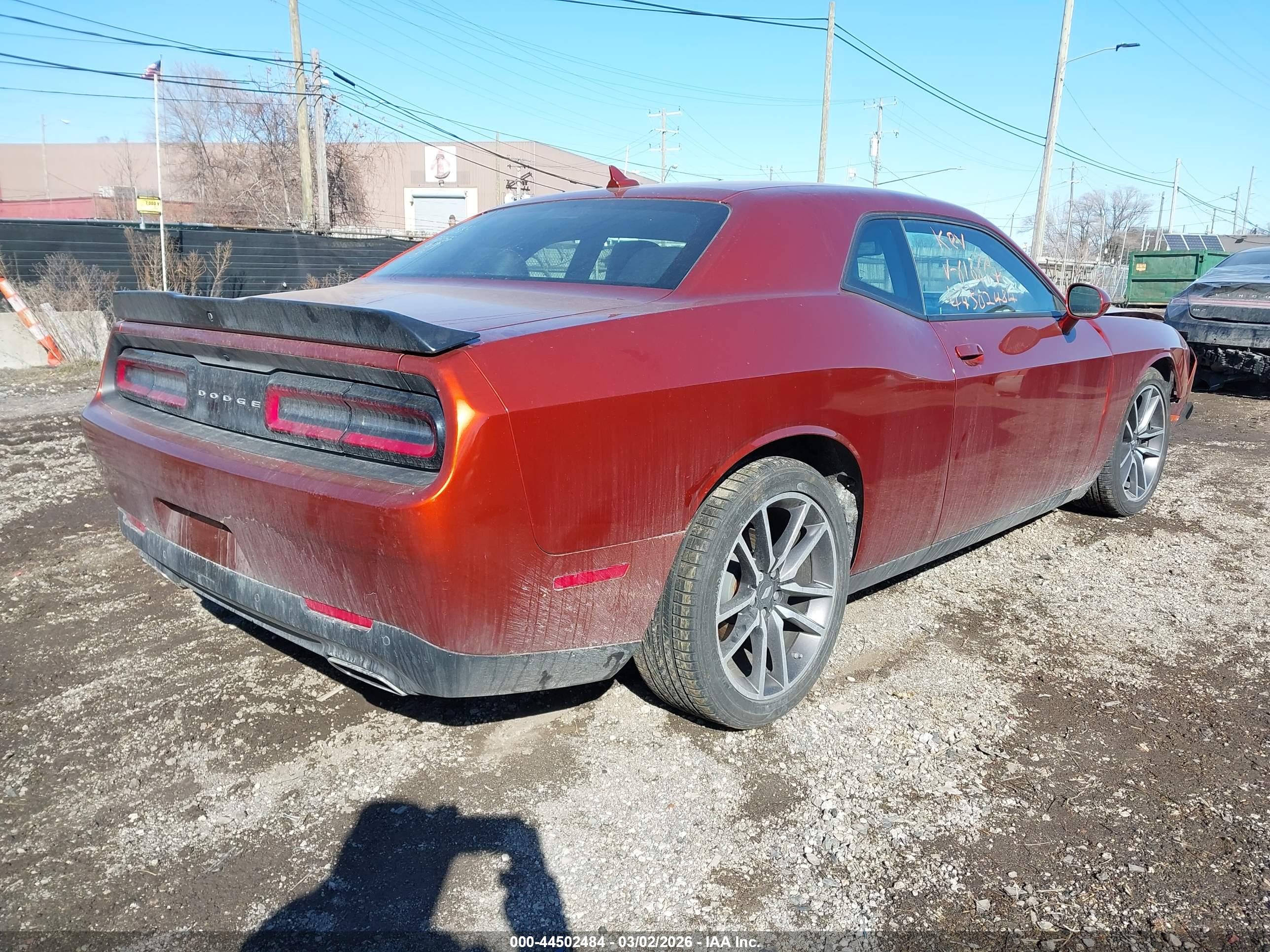 DODGE CHALLENGER image 4
