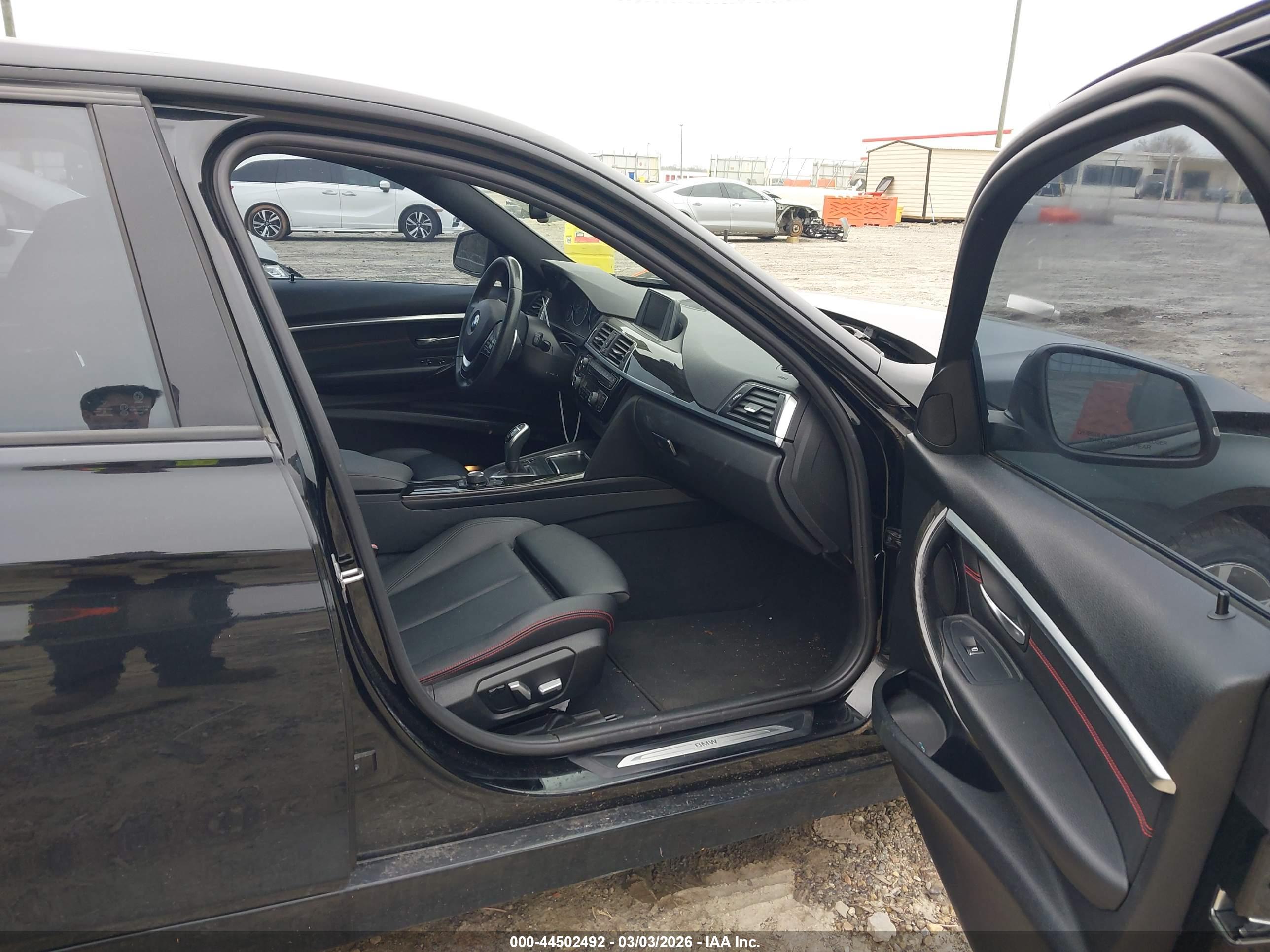 BMW 328I image 5