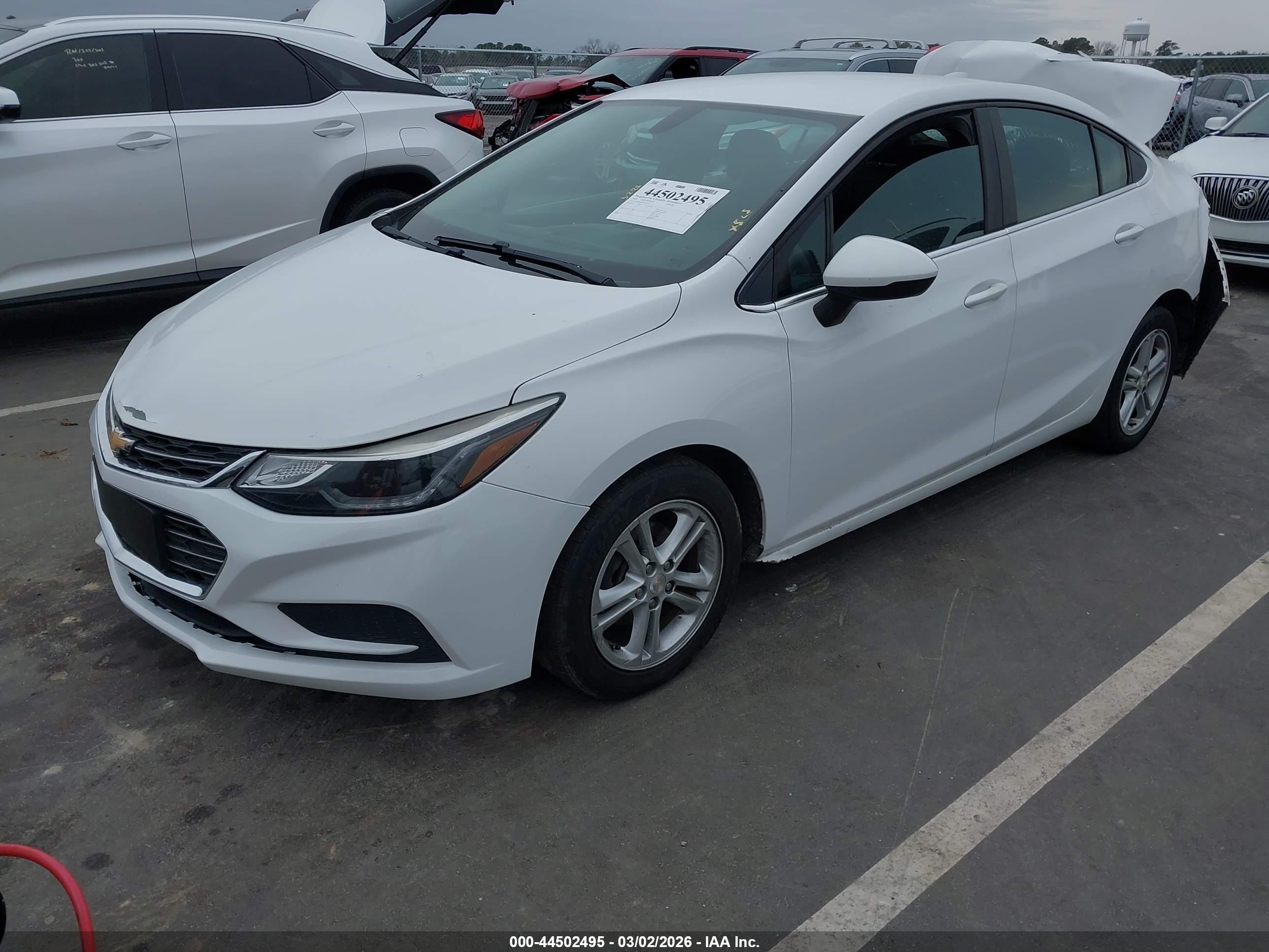 CHEVROLET CRUZE image 2