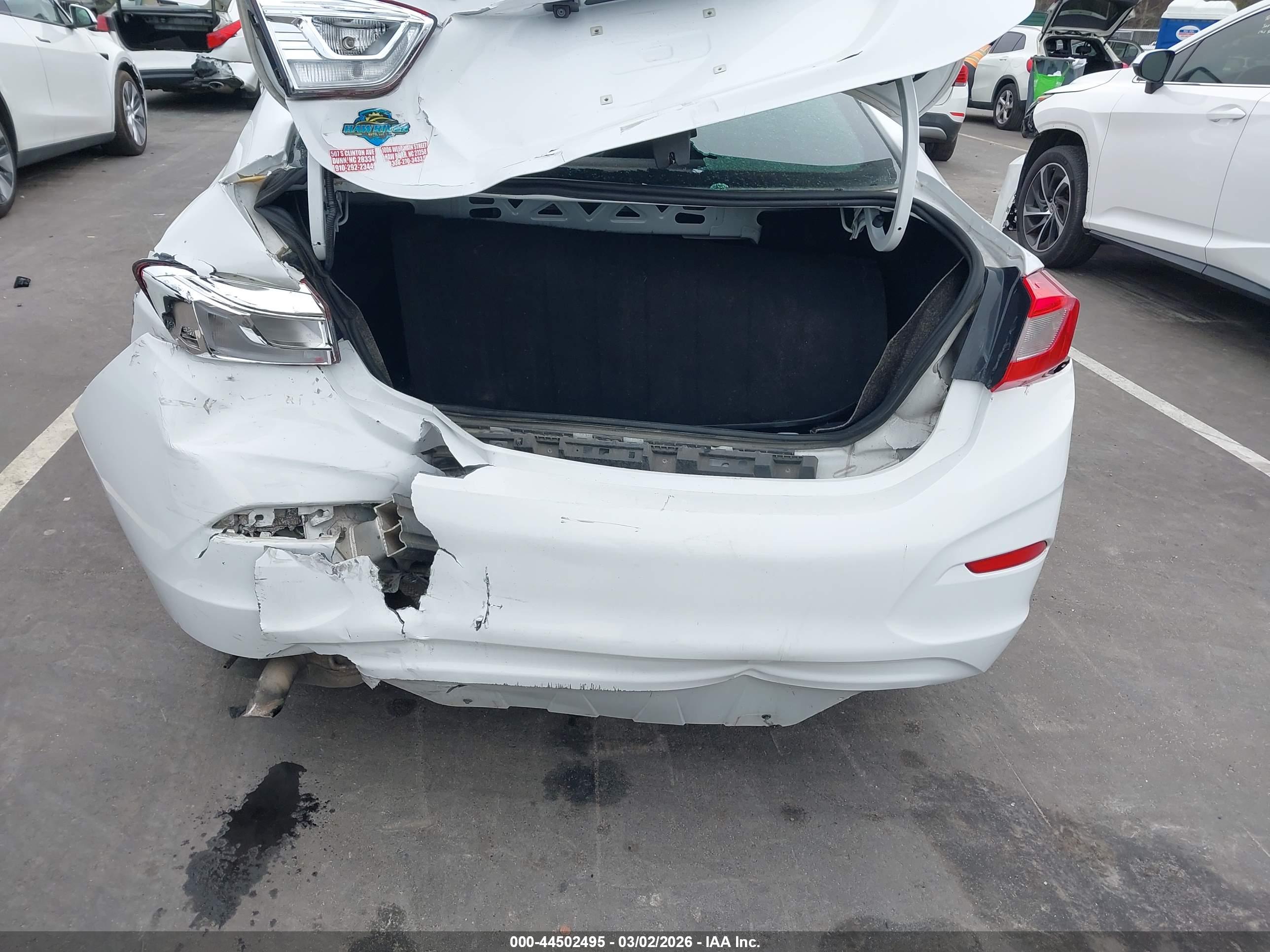 CHEVROLET CRUZE image 6