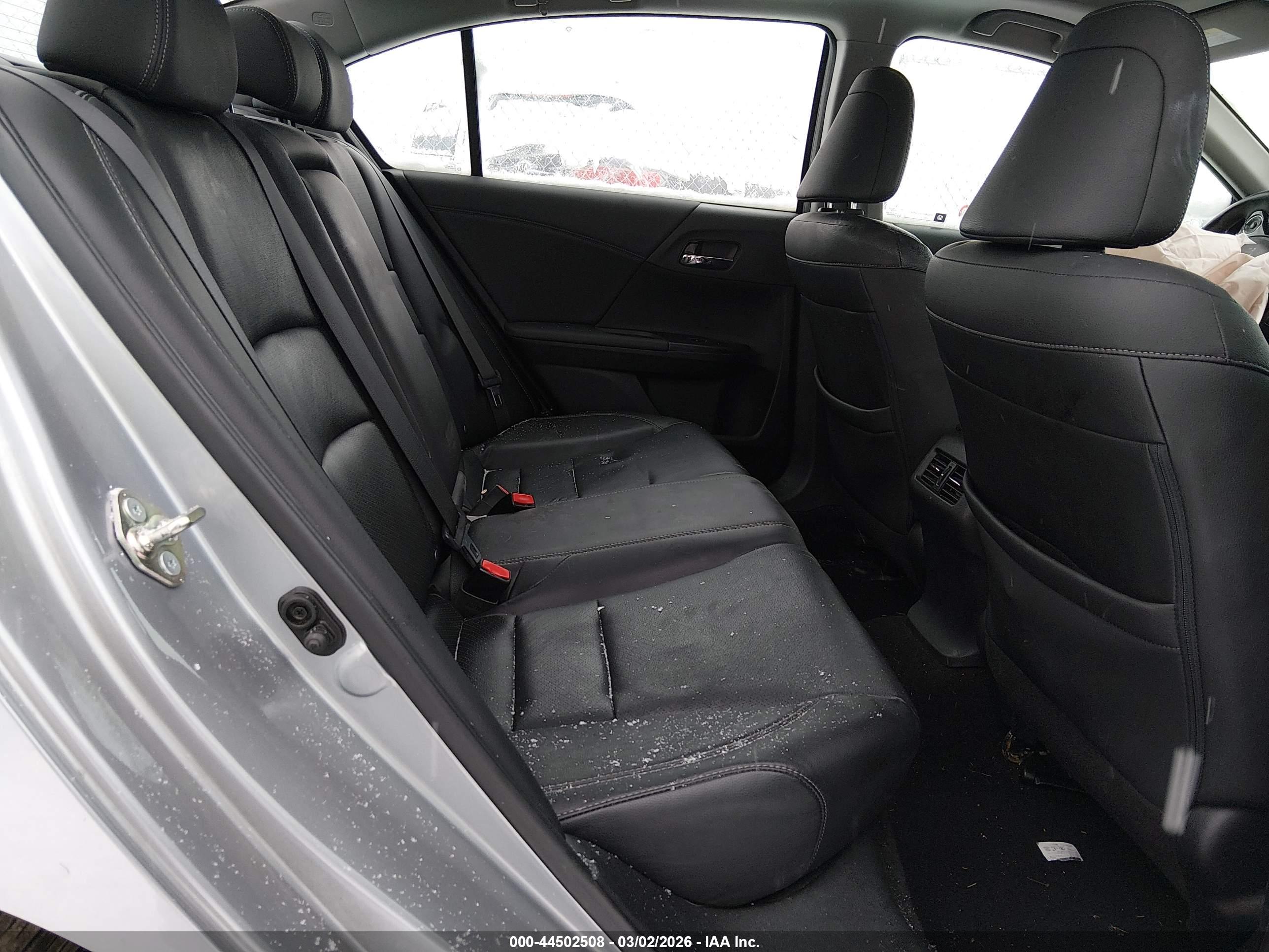 HONDA ACCORD image 8