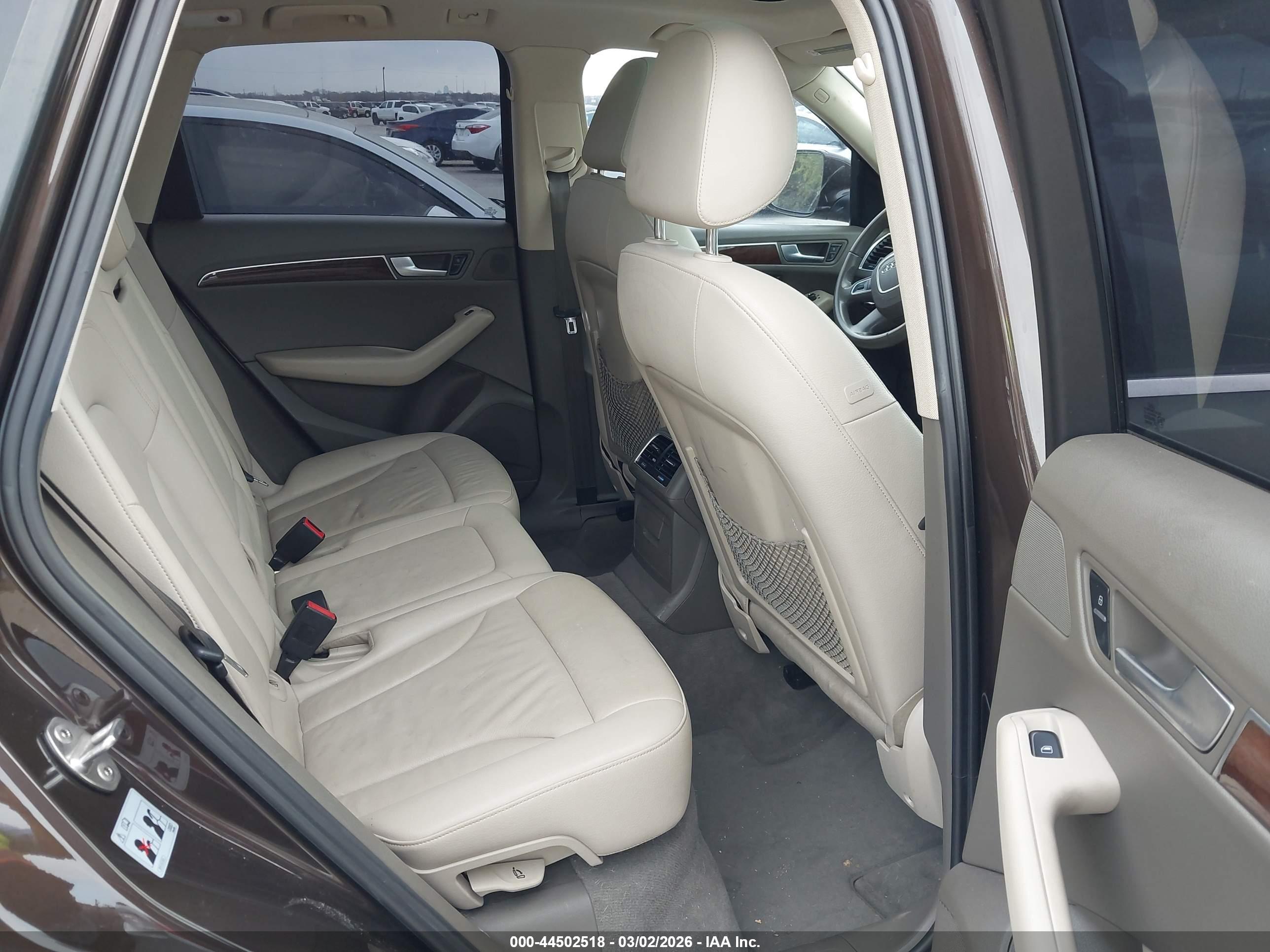 AUDI Q5 image 8