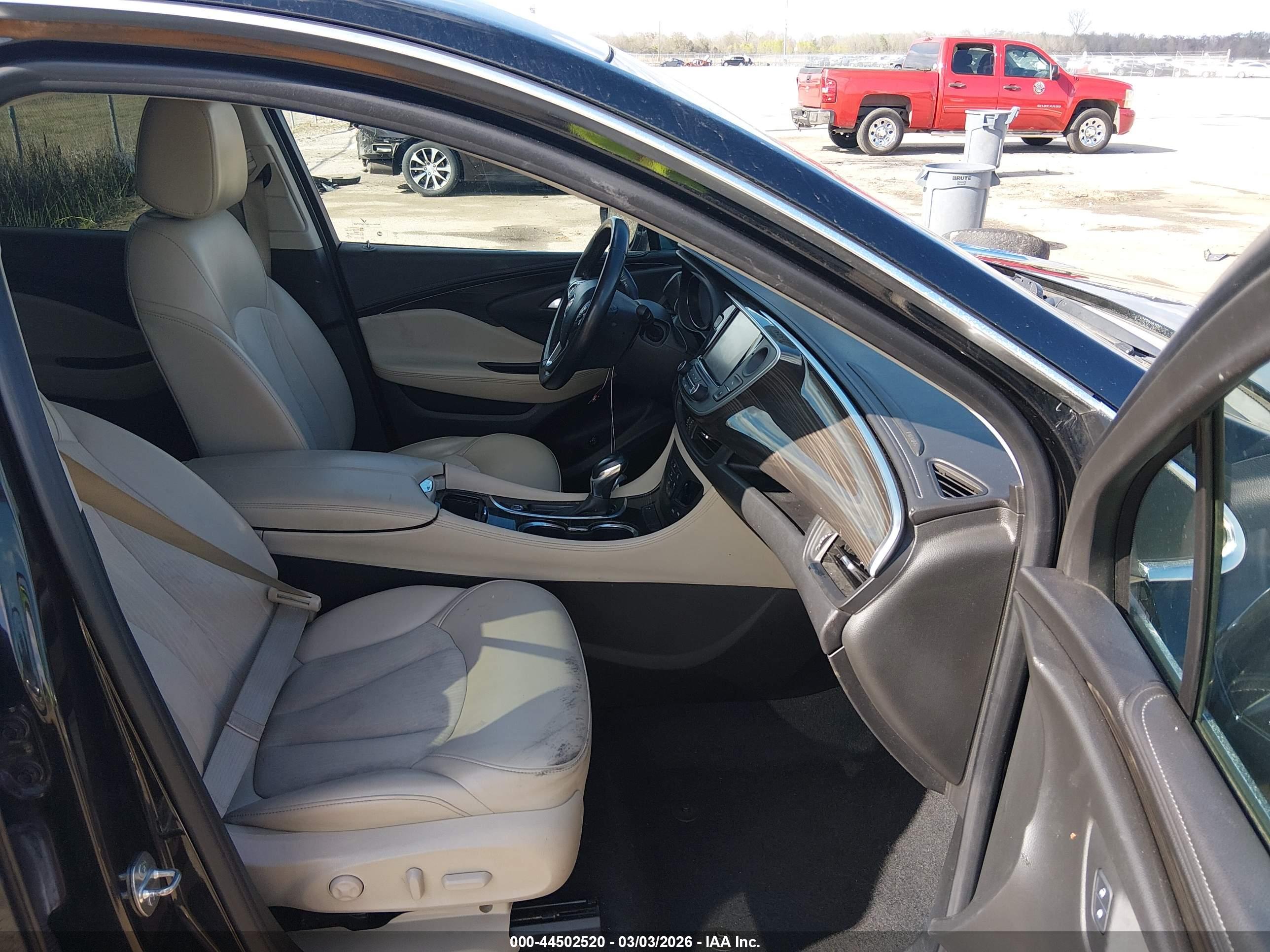 BUICK ENVISION image 5
