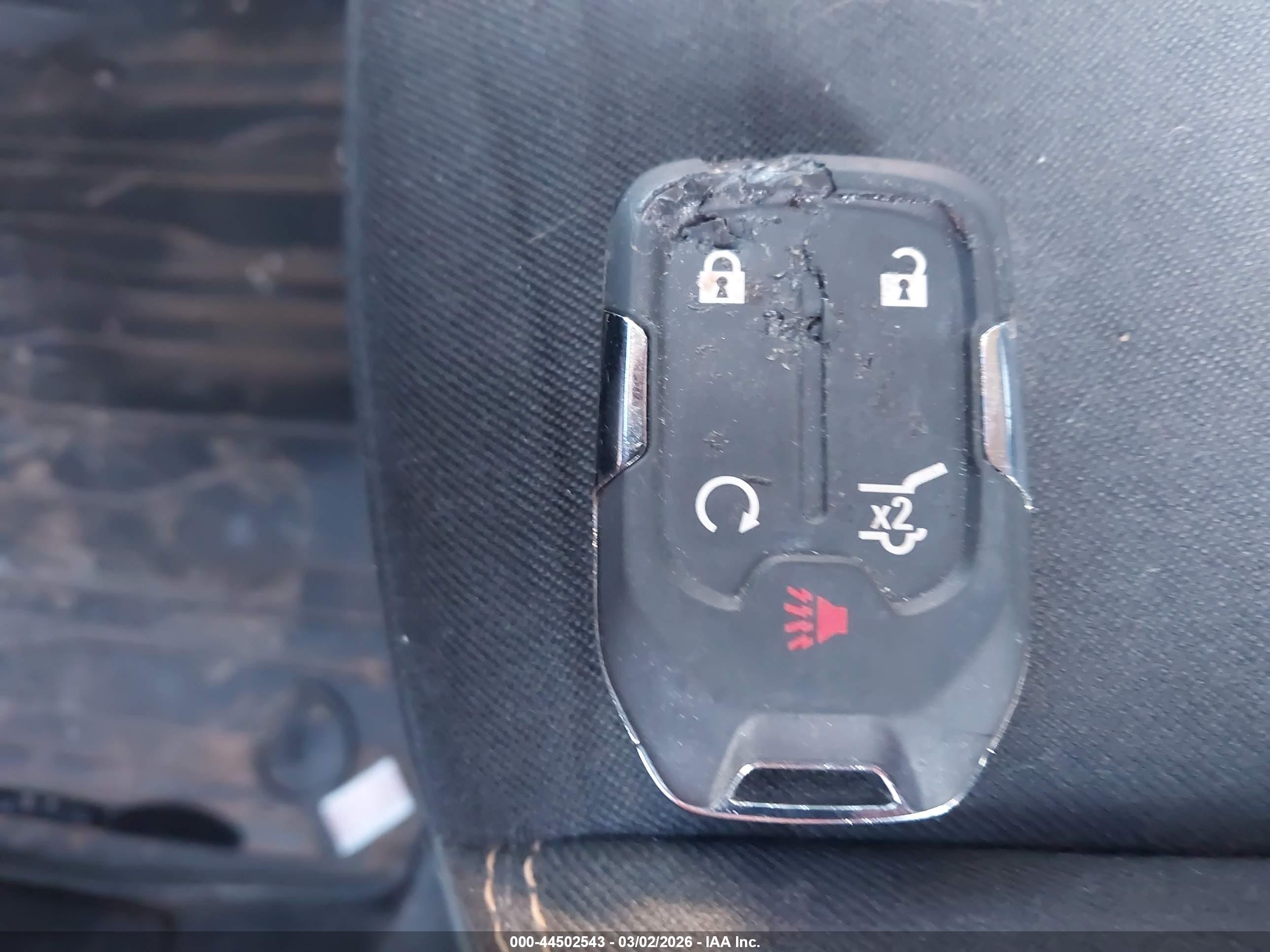 GMC TERRAIN image 11