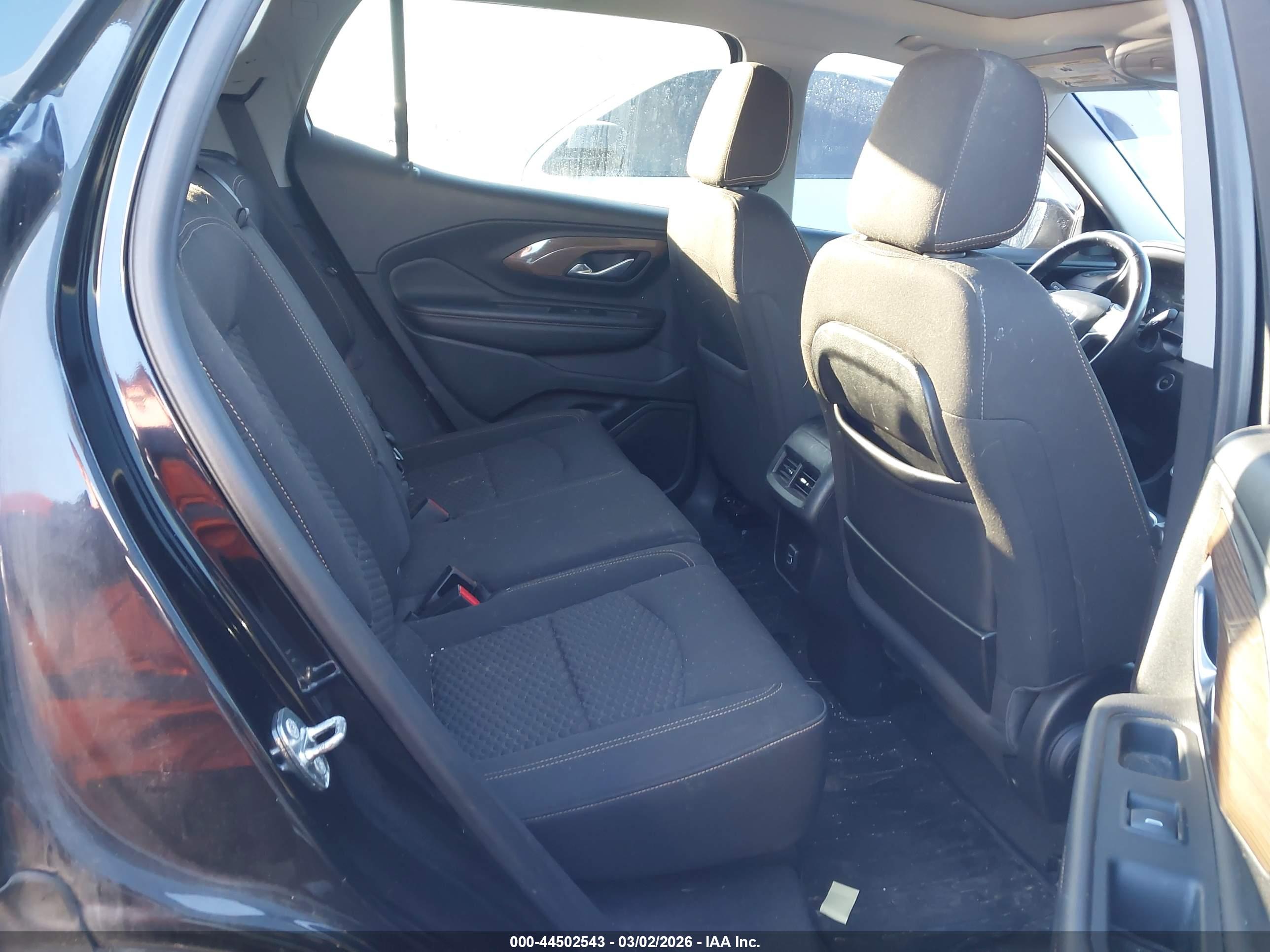 GMC TERRAIN image 8