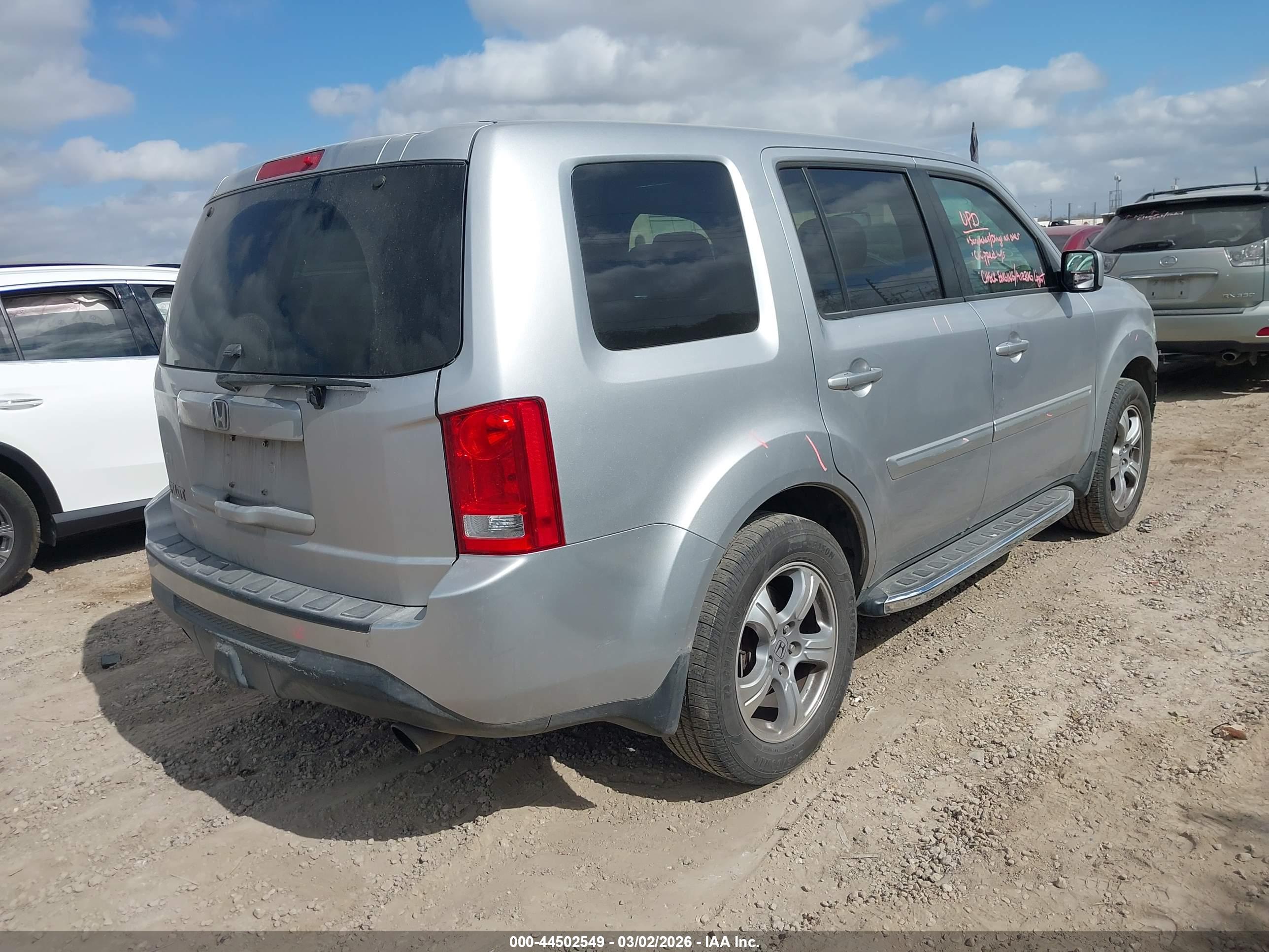 HONDA PILOT image 4