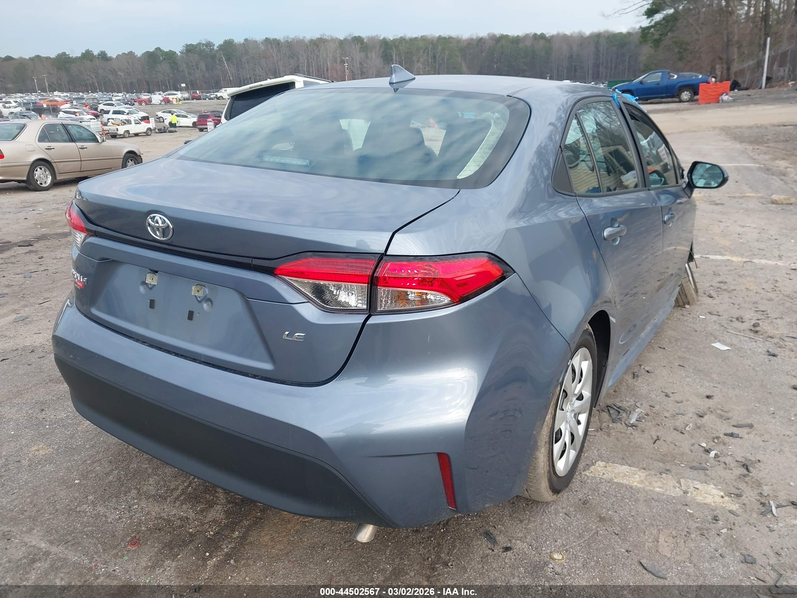 TOYOTA COROLLA image 4