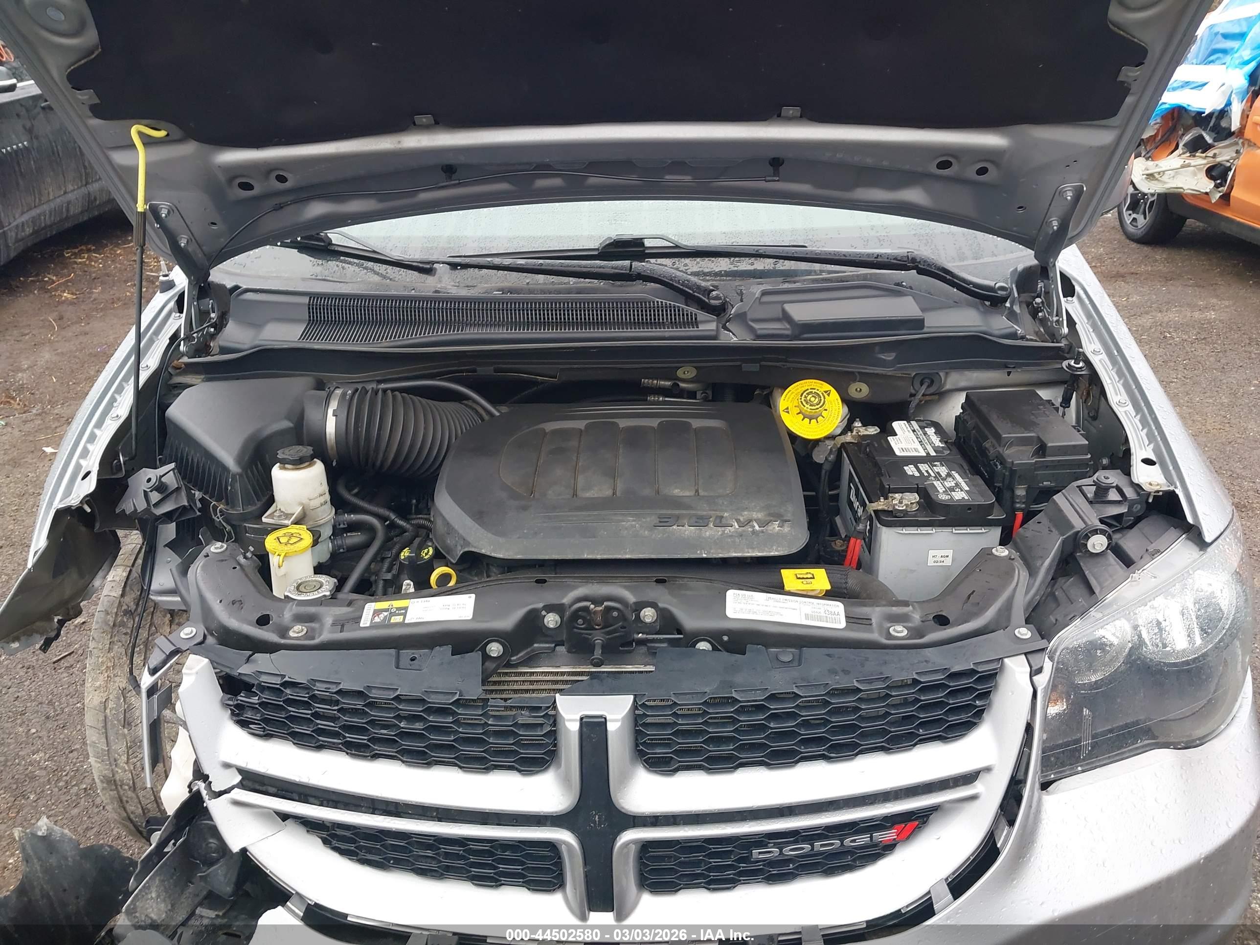 DODGE GRAND image 10