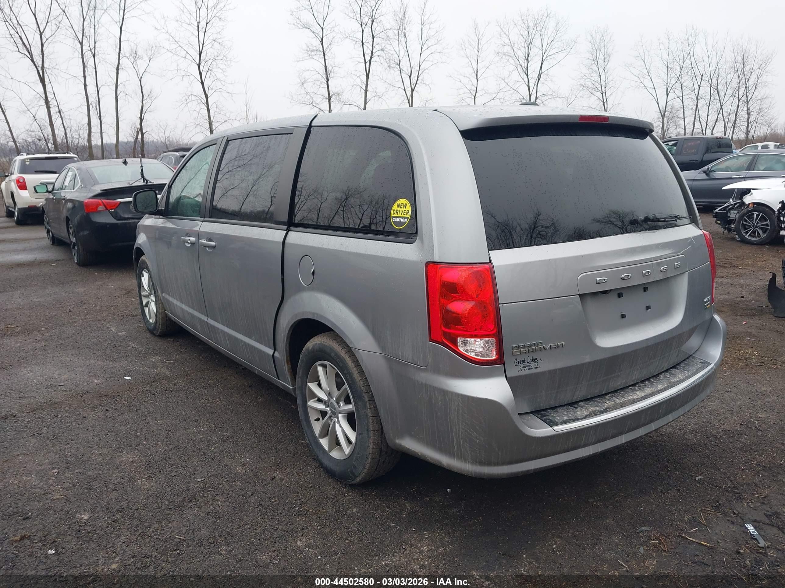 DODGE GRAND image 3