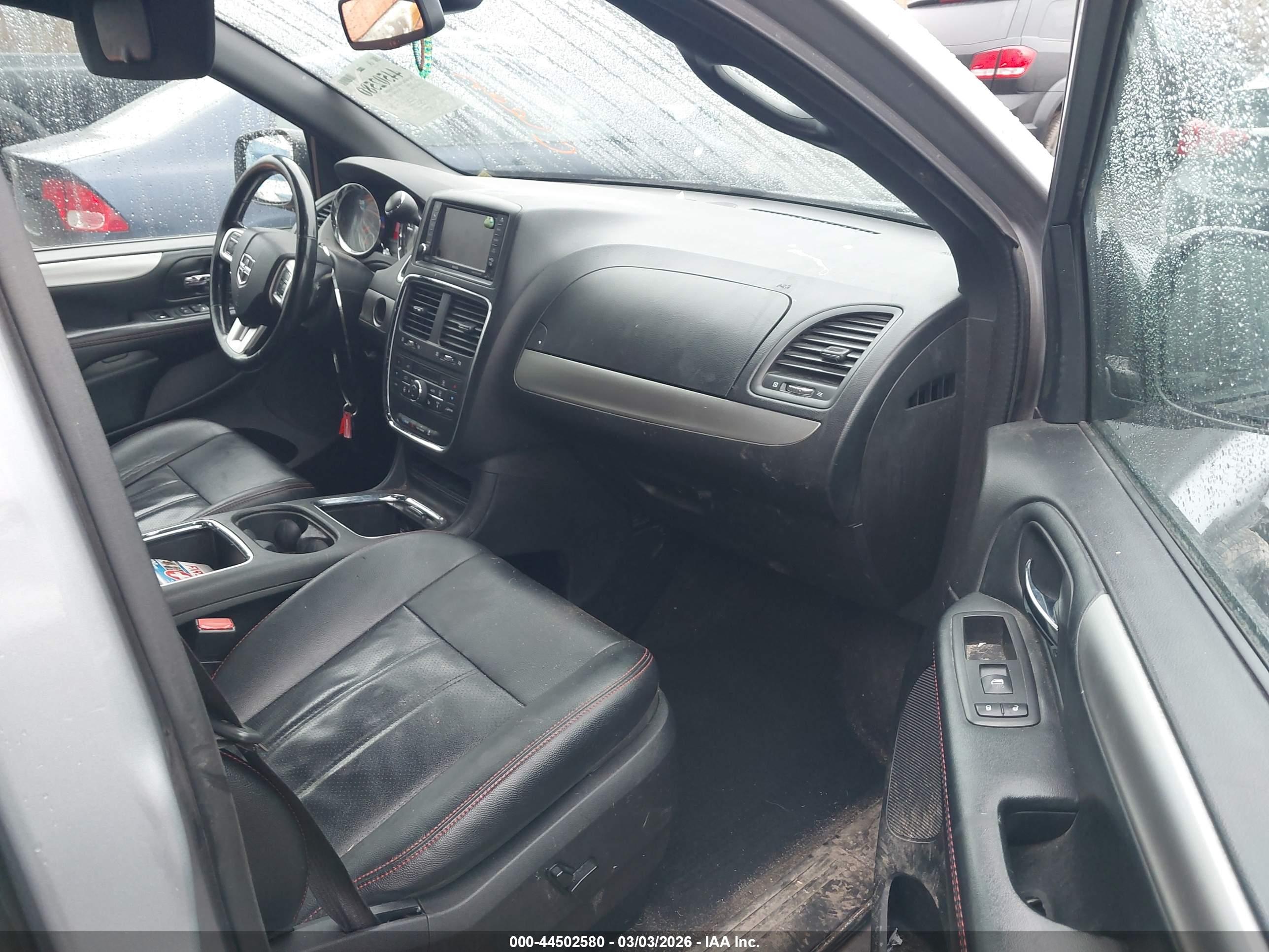 DODGE GRAND image 5