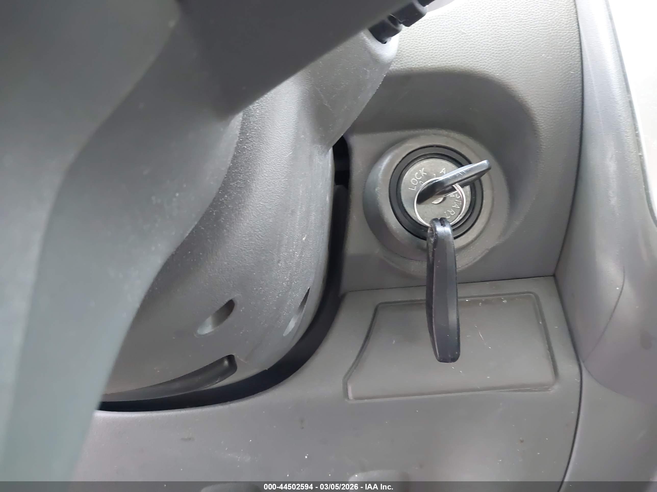 NISSAN FRONTIER image 11