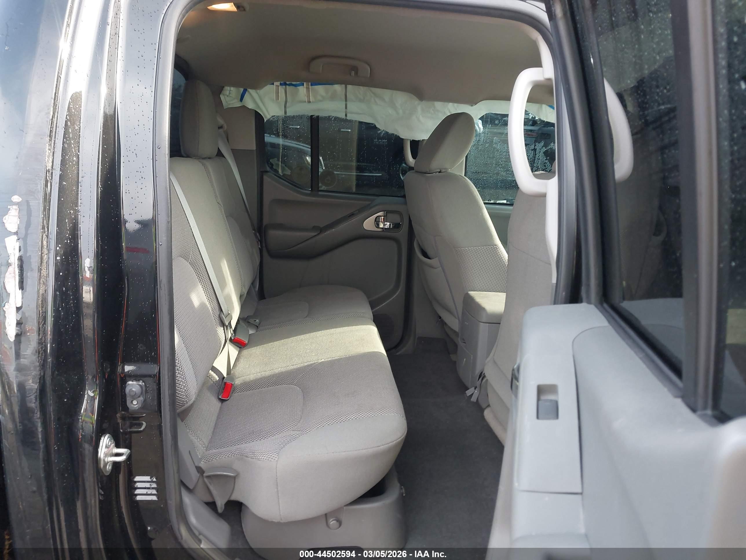 NISSAN FRONTIER image 8